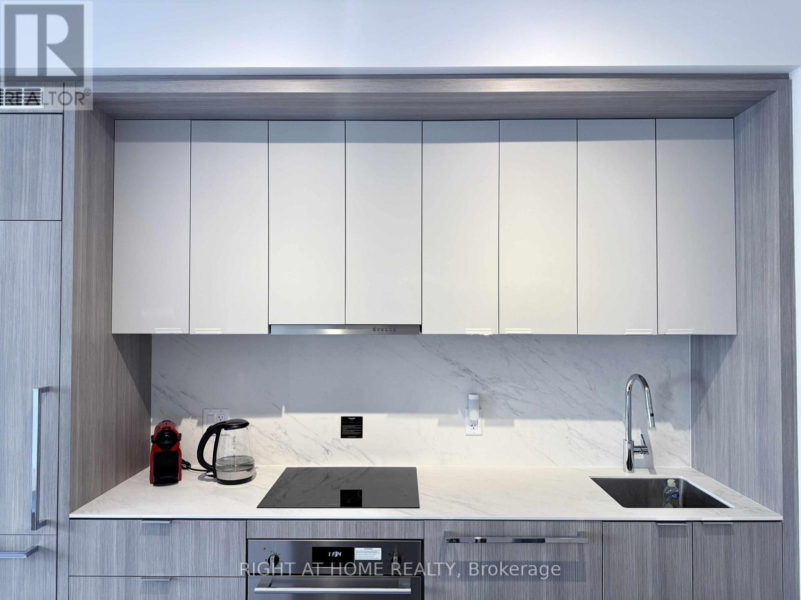 227 - 6 Greenbriar Road, Toronto, Ontario  M2K 1H5 - Photo 10 - C12446866