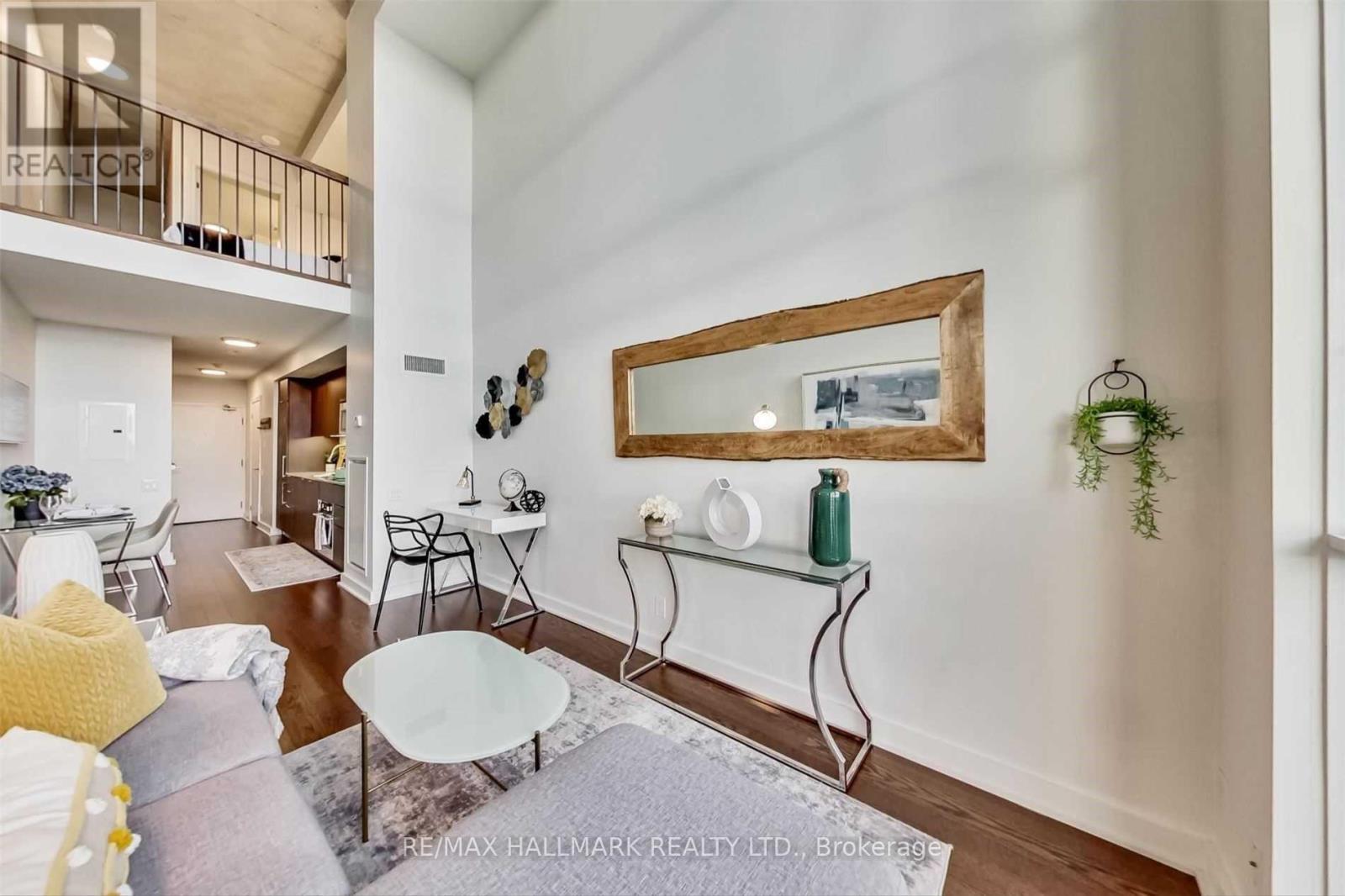 403 - 5 Hanna Avenue, Toronto, Ontario  M6K 1W8 - Photo 2 - C12446868