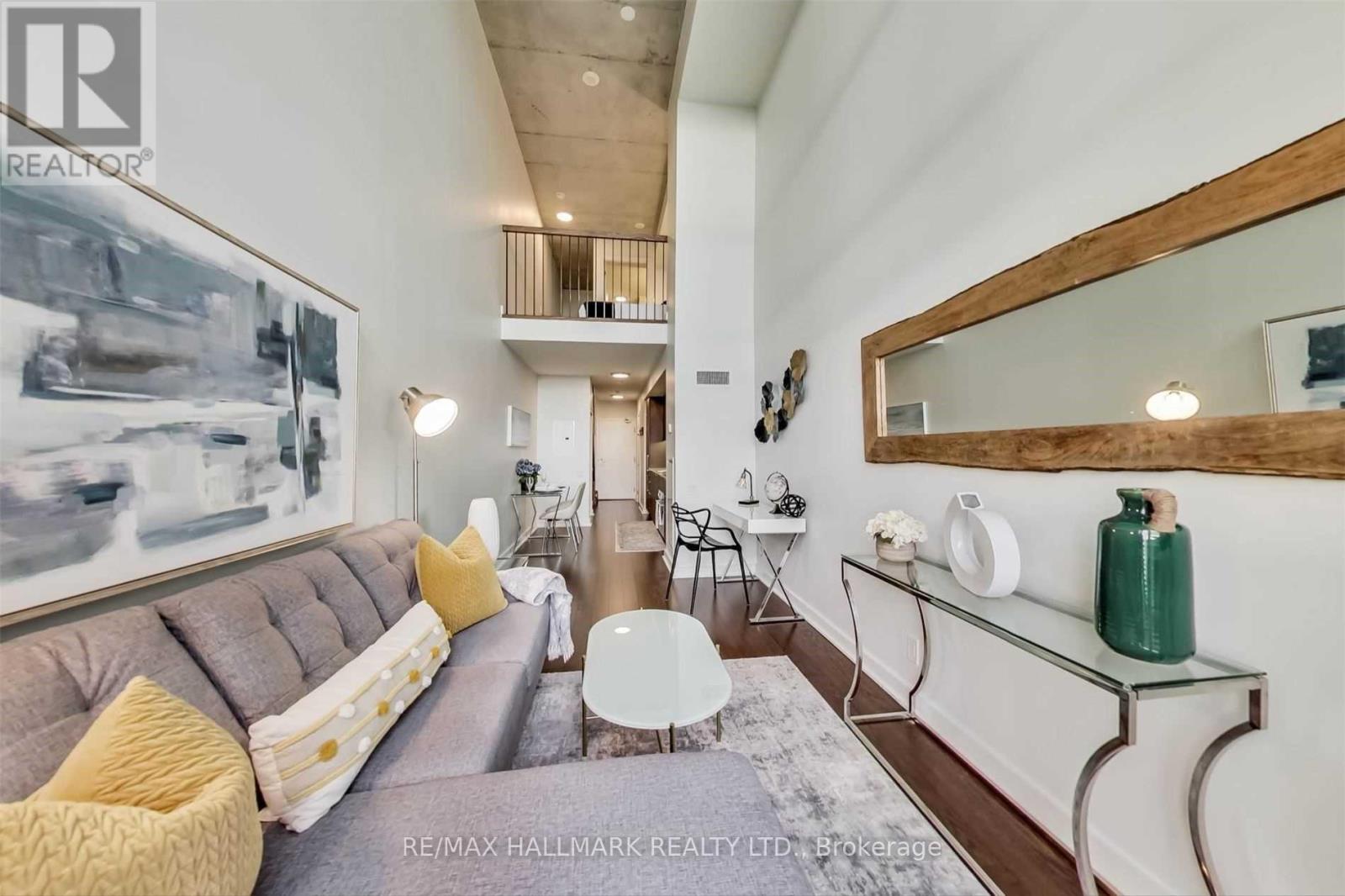 403 - 5 Hanna Avenue, Toronto, Ontario  M6K 1W8 - Photo 3 - C12446868