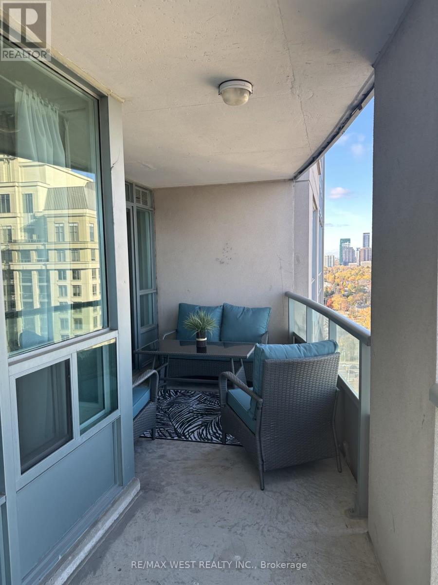 2015 - 17 Barberry Place, Toronto, Ontario  M2K 3E2 - Photo 14 - C12446873