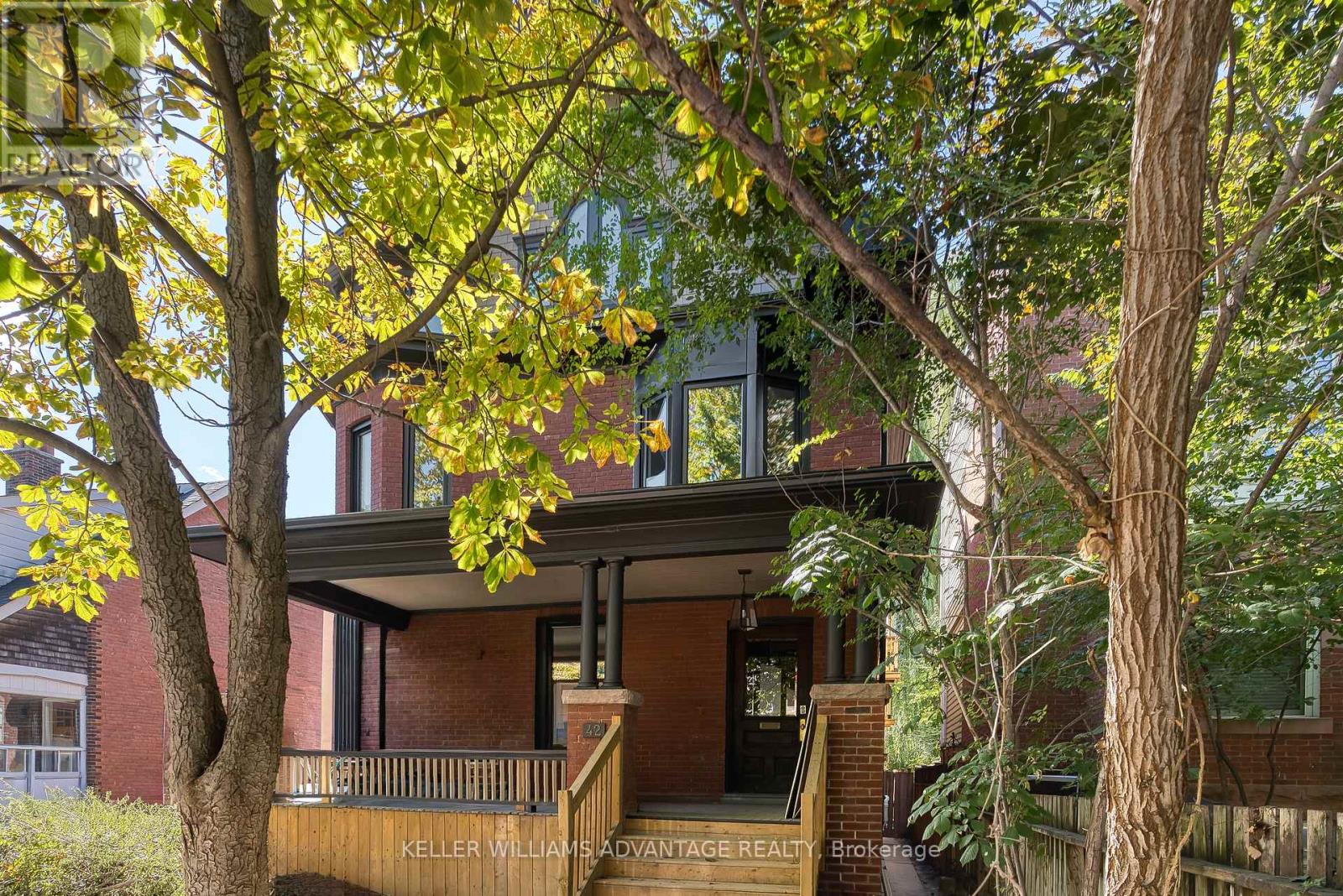 Lower - 42 Delaware Avenue S, Toronto, Ontario  M6H 2S7 - Photo 2 - C12446879