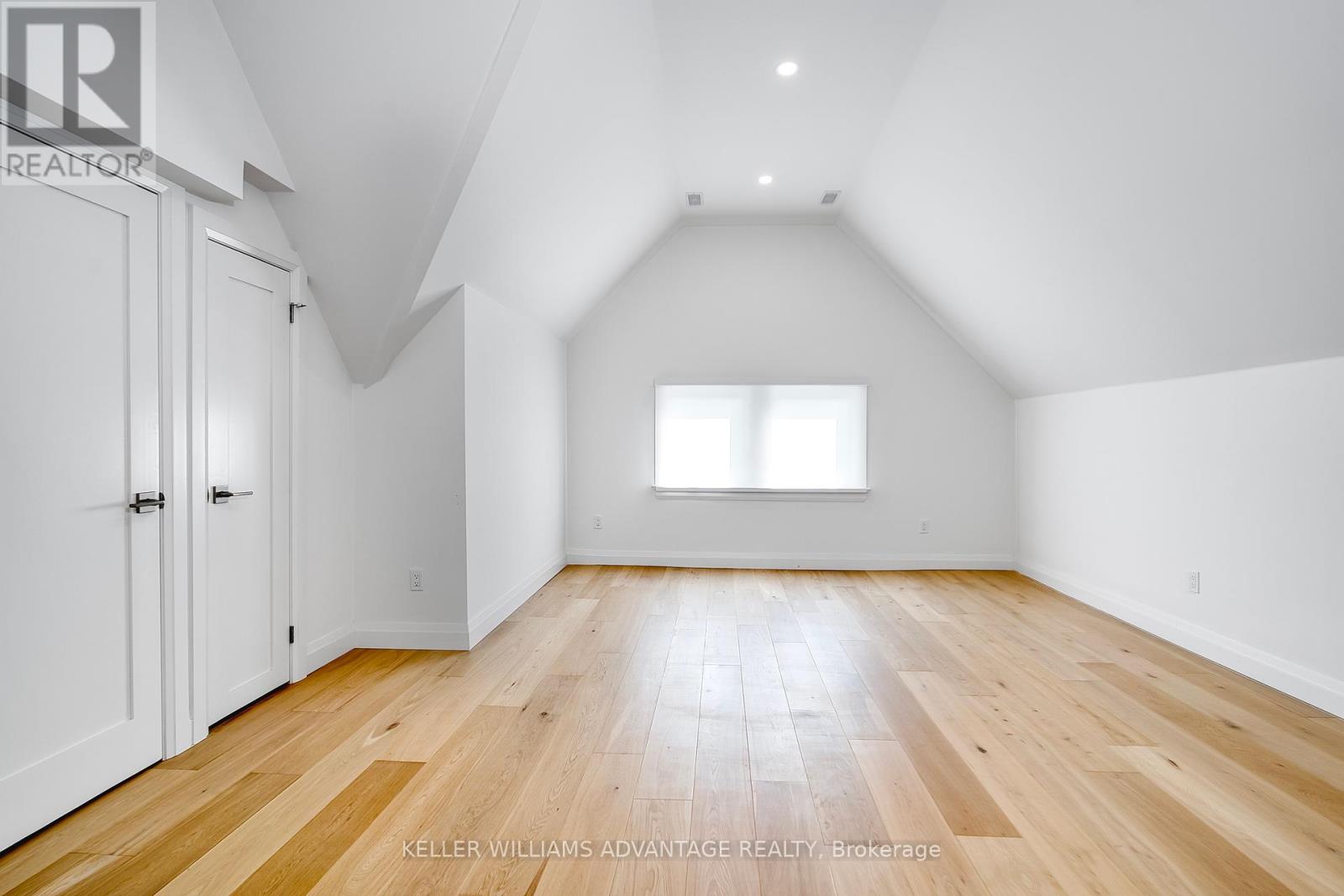 3rd Floor - 42 Delaware Avenue, Toronto, Ontario  M6H 2S7 - Photo 10 - C12446885