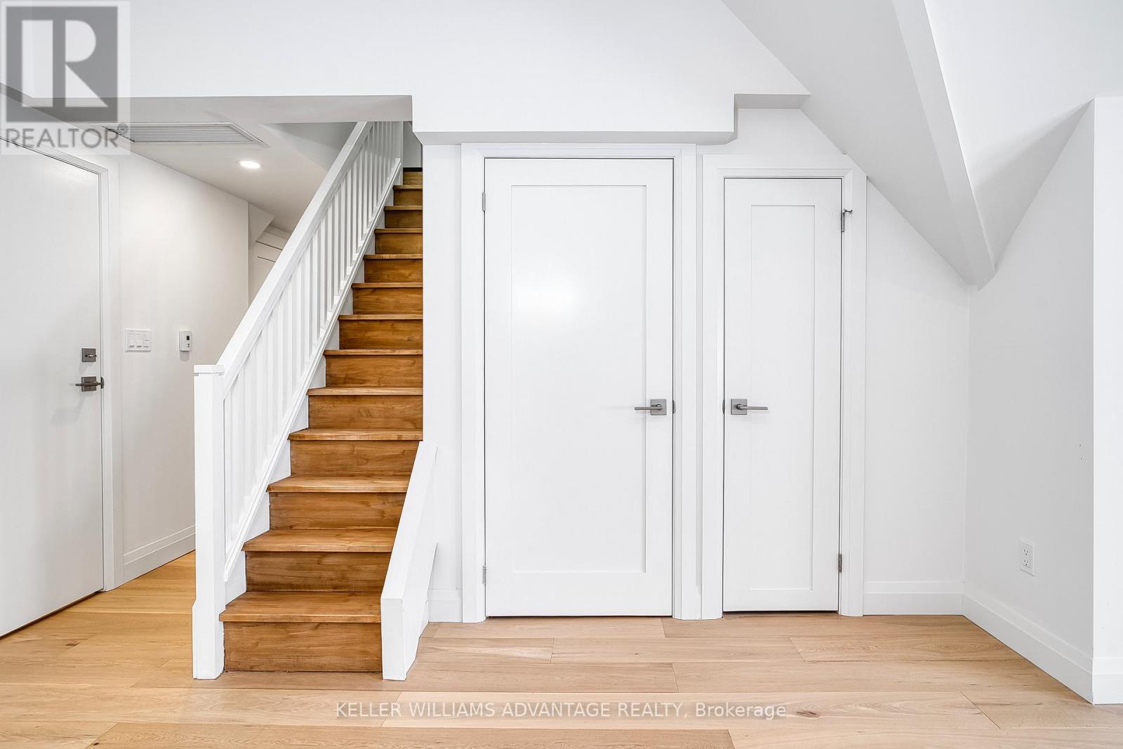 3rd Floor - 42 Delaware Avenue, Toronto, Ontario  M6H 2S7 - Photo 13 - C12446885