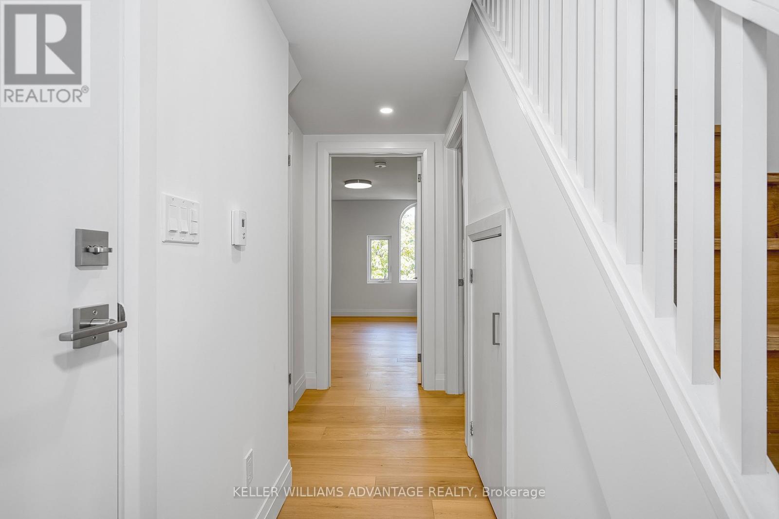 3rd Floor - 42 Delaware Avenue, Toronto, Ontario  M6H 2S7 - Photo 18 - C12446885
