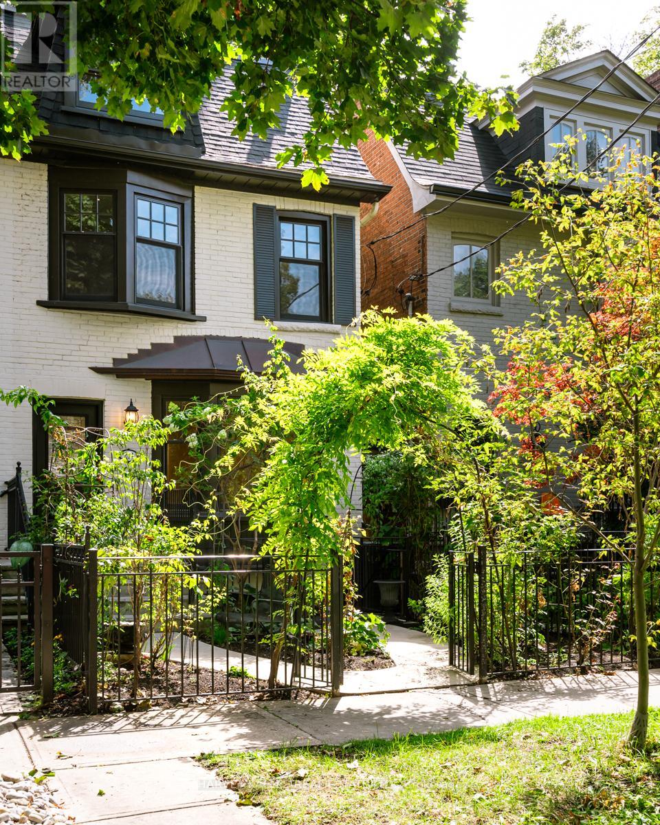 211 Cottingham Street, Toronto, Ontario  M4V 1C4 - Photo 2 - C12446920