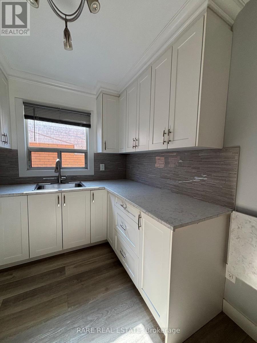 2 - 269 Augusta Avenue, Toronto, Ontario  M5T 2M1 - Photo 2 - C12446921