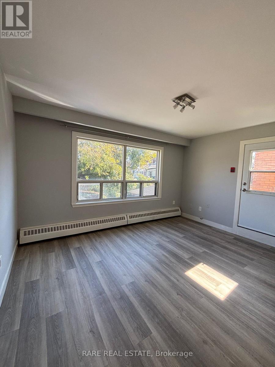2 - 269 Augusta Avenue, Toronto, Ontario  M5T 2M1 - Photo 4 - C12446921