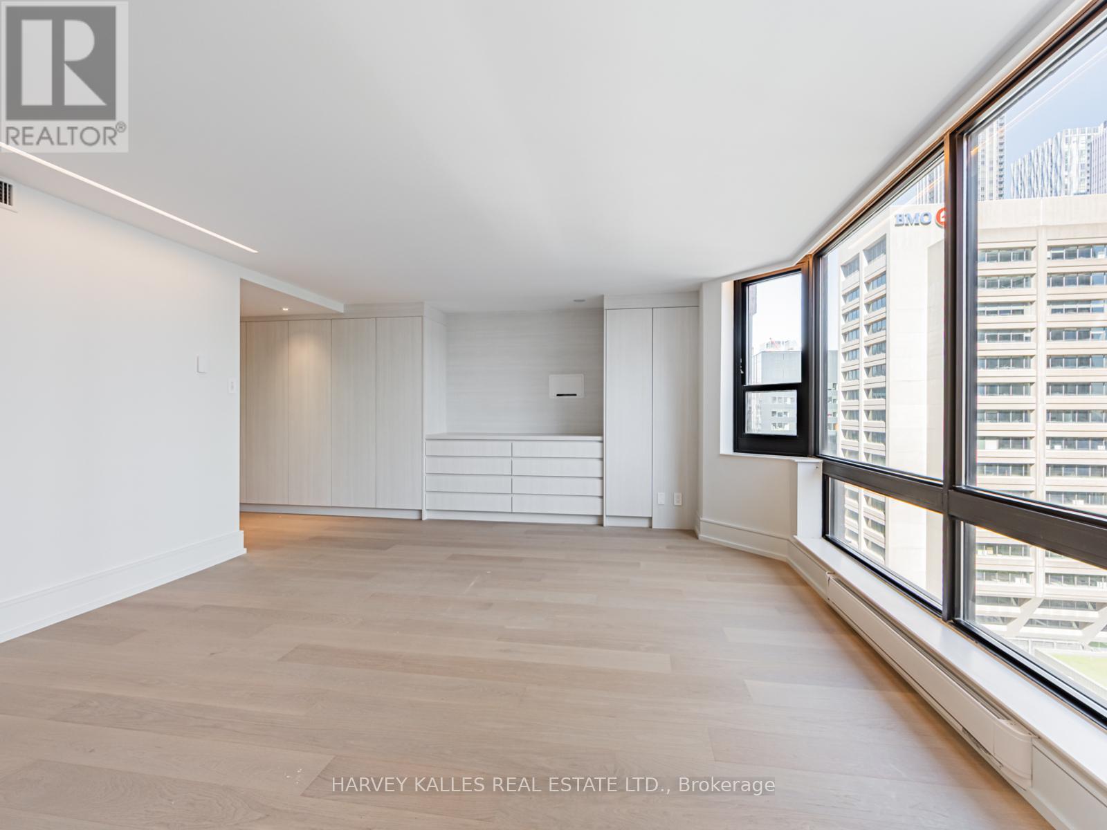 1703 - 1166 Bay Street, Toronto, Ontario  M5S 2X8 - Photo 24 - C12446925