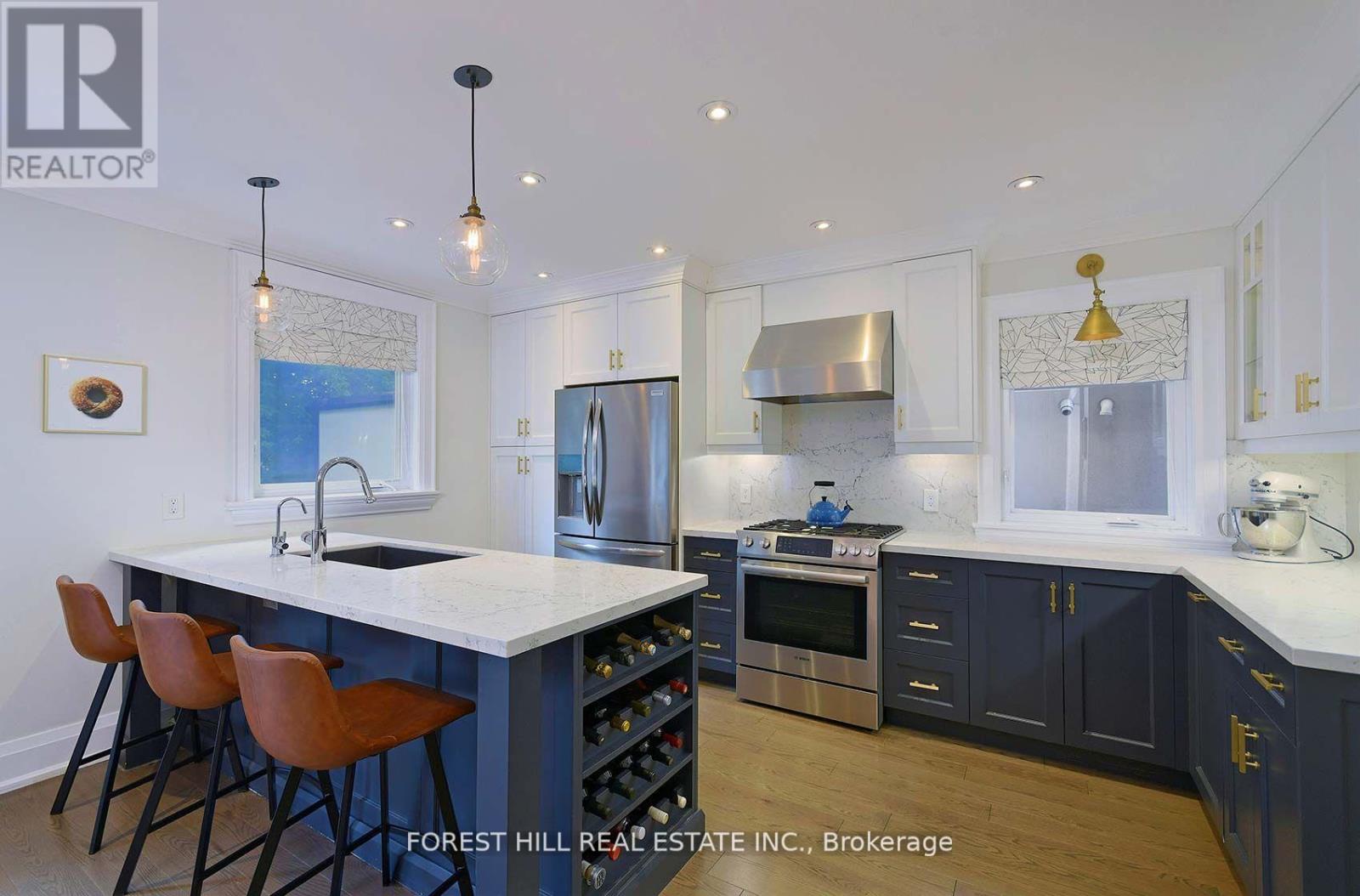9 Peveril Hill S, Toronto, Ontario  M6C 3A7 - Photo 13 - C12446937
