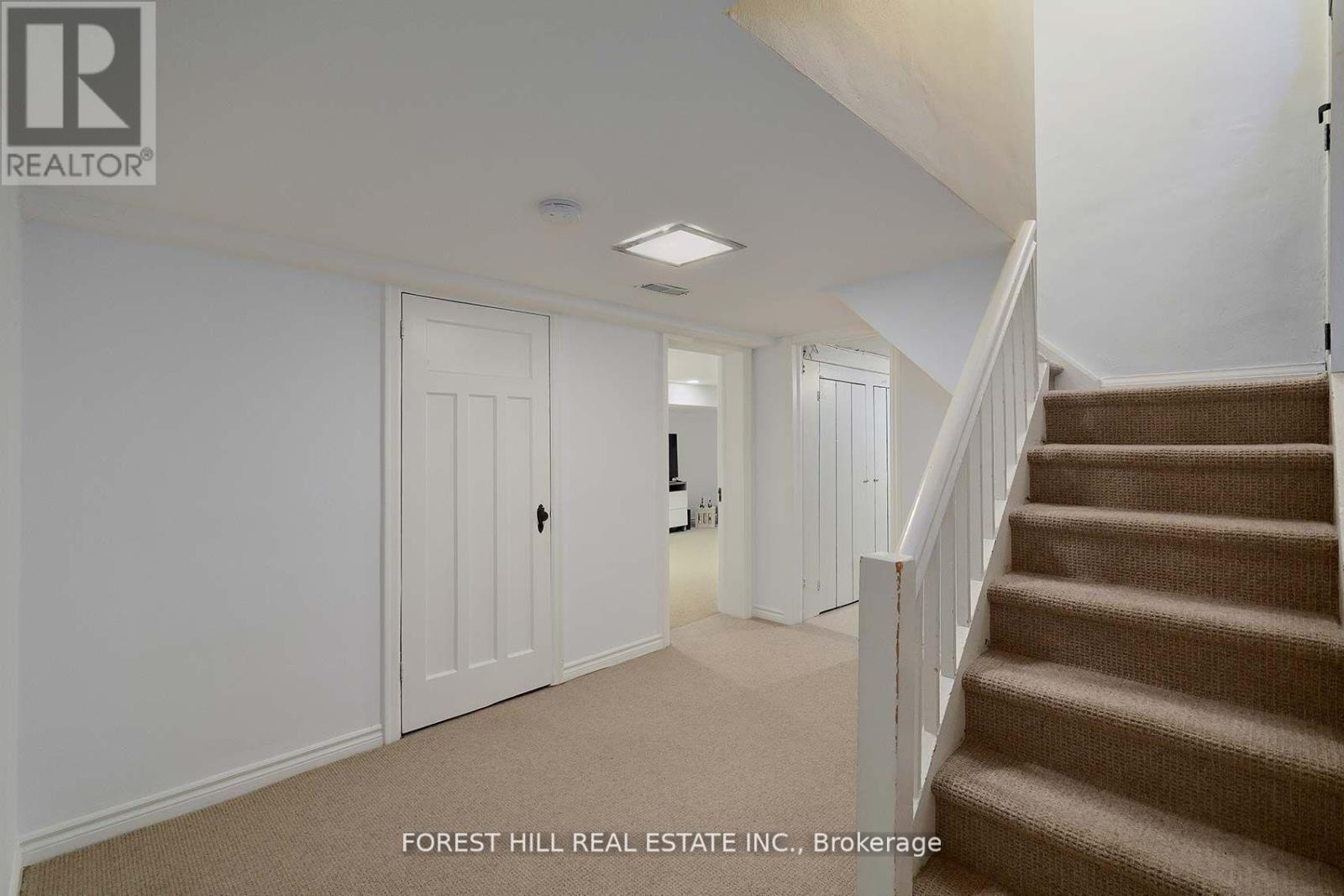 9 Peveril Hill S, Toronto, Ontario  M6C 3A7 - Photo 30 - C12446937