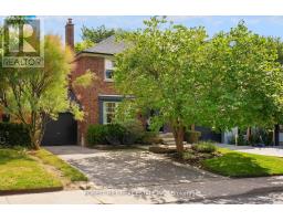 9 PEVERIL HILL S, Toronto, Ontario