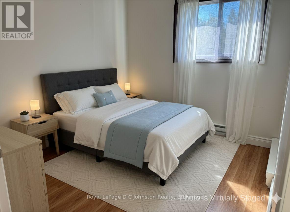 303 - 229 Adelaide Street, Saugeen Shores, Ontario  N0H 2L0 - Photo 10 - X12441918