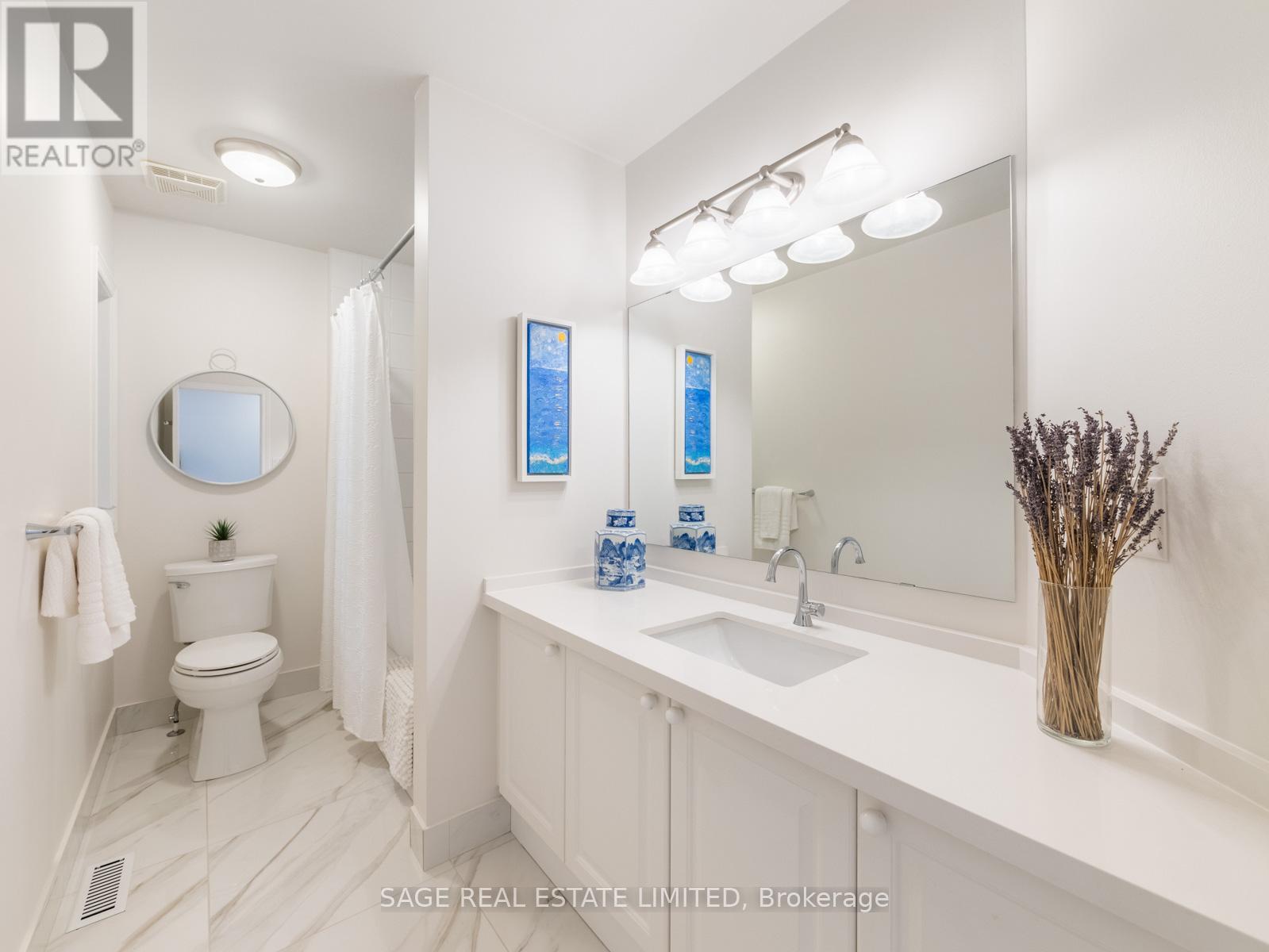 116 Boardwalk Drive, Toronto, Ontario  M4L 3X4 - Photo 18 - E12446841