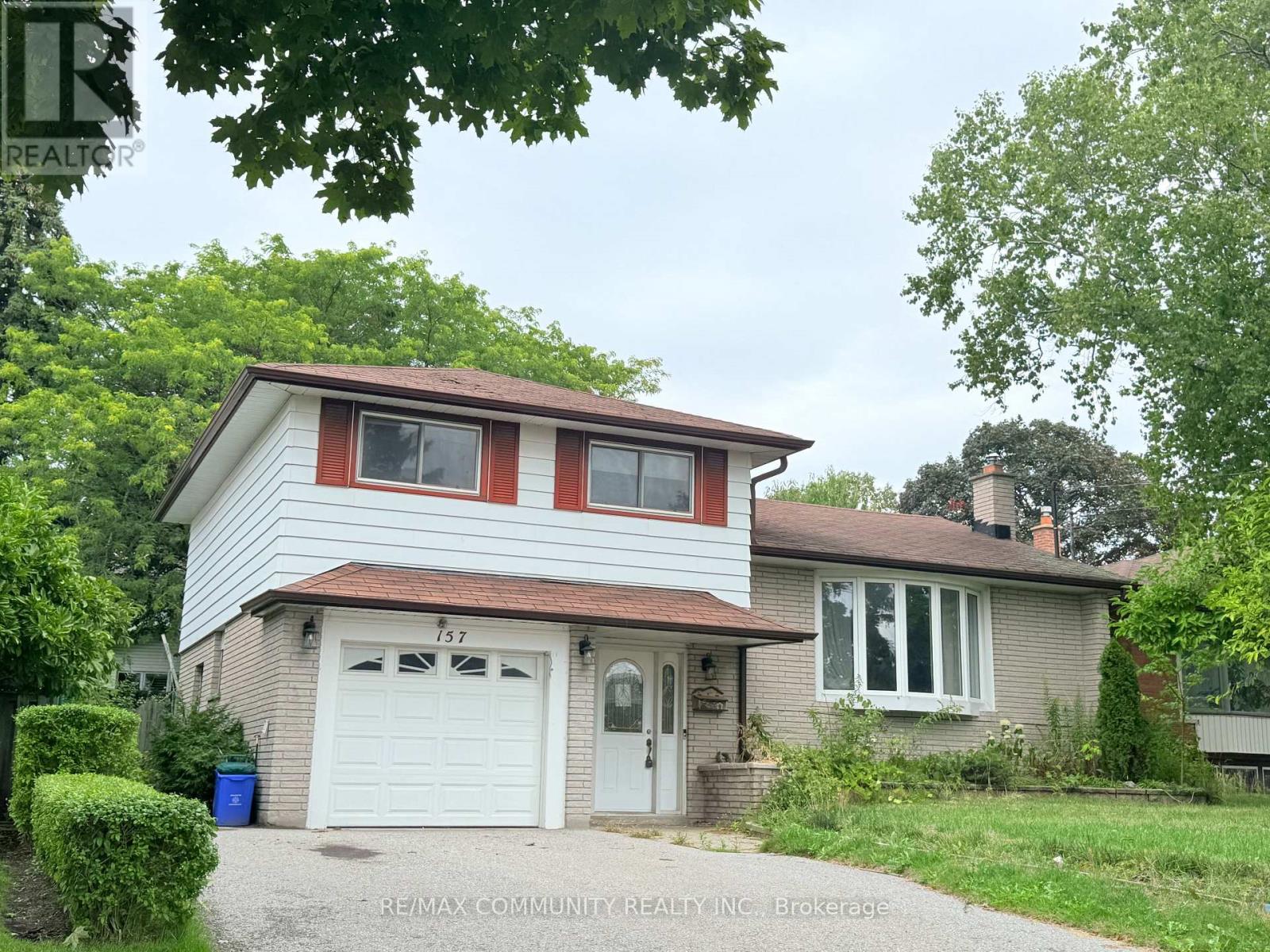 157 LABRADOR DRIVE, Oshawa, Ontario