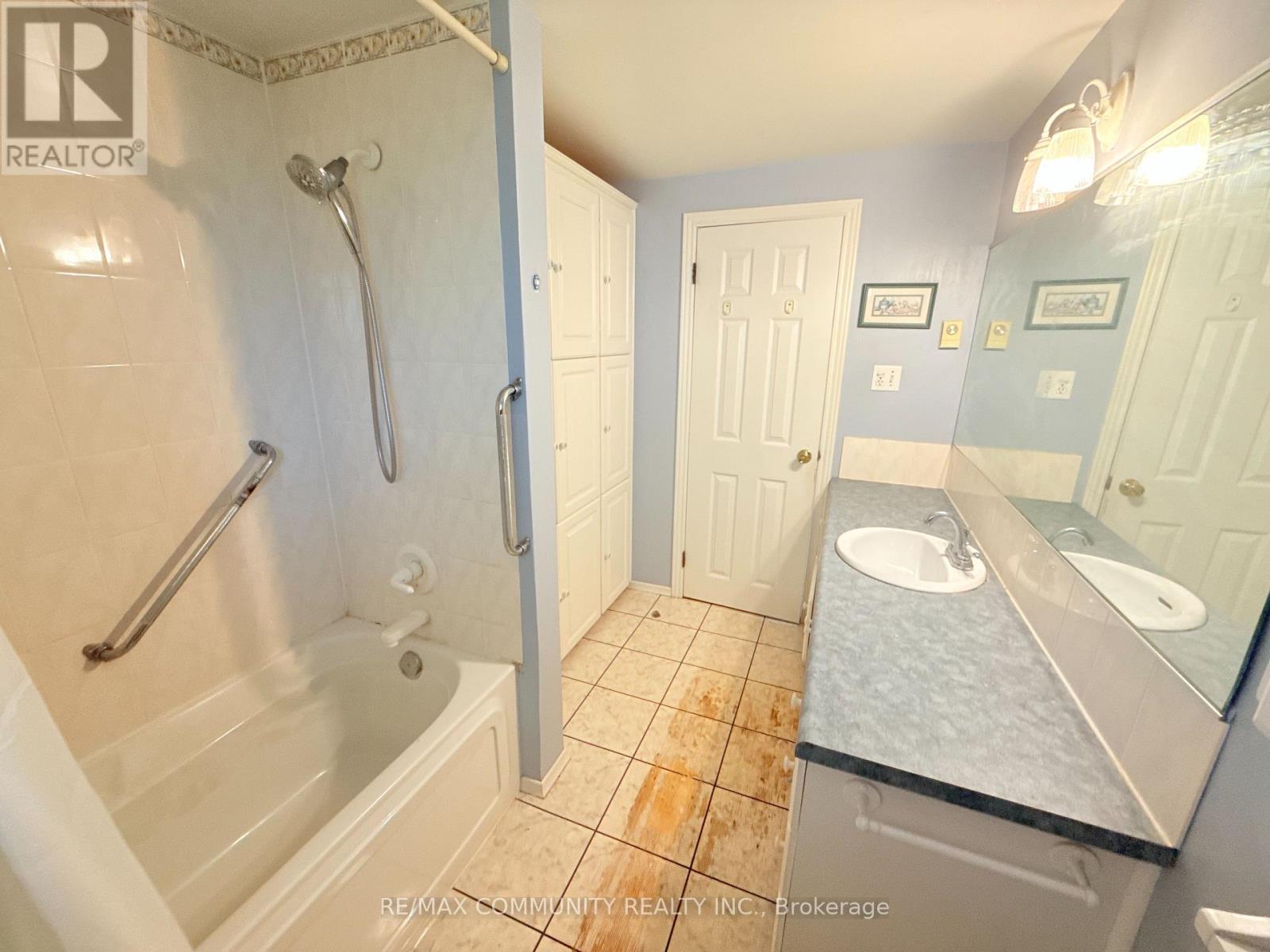 157 Labrador Drive, Oshawa, Ontario  L1H 7G1 - Photo 19 - E12446847