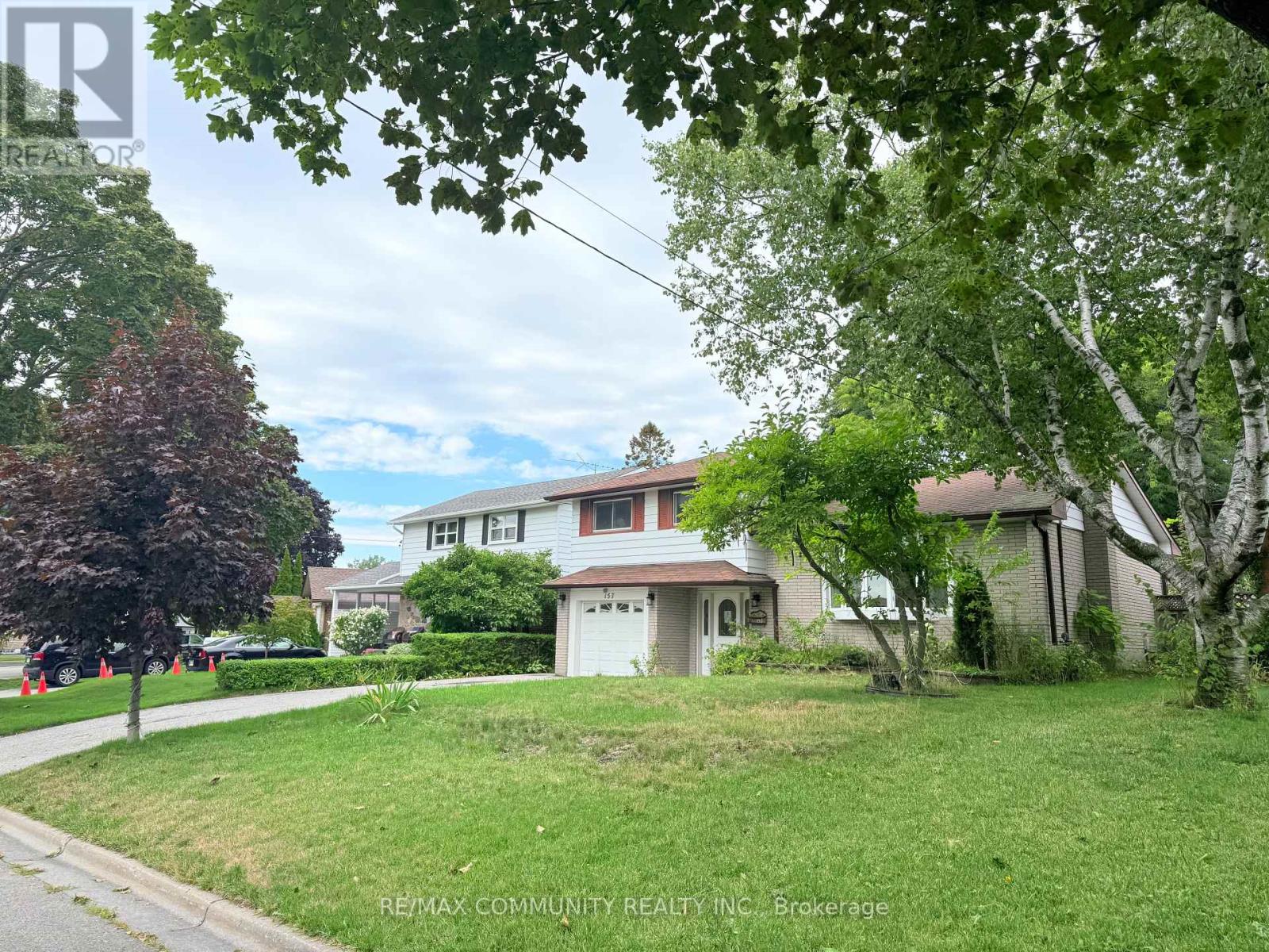 157 Labrador Drive, Oshawa, Ontario  L1H 7G1 - Photo 2 - E12446847