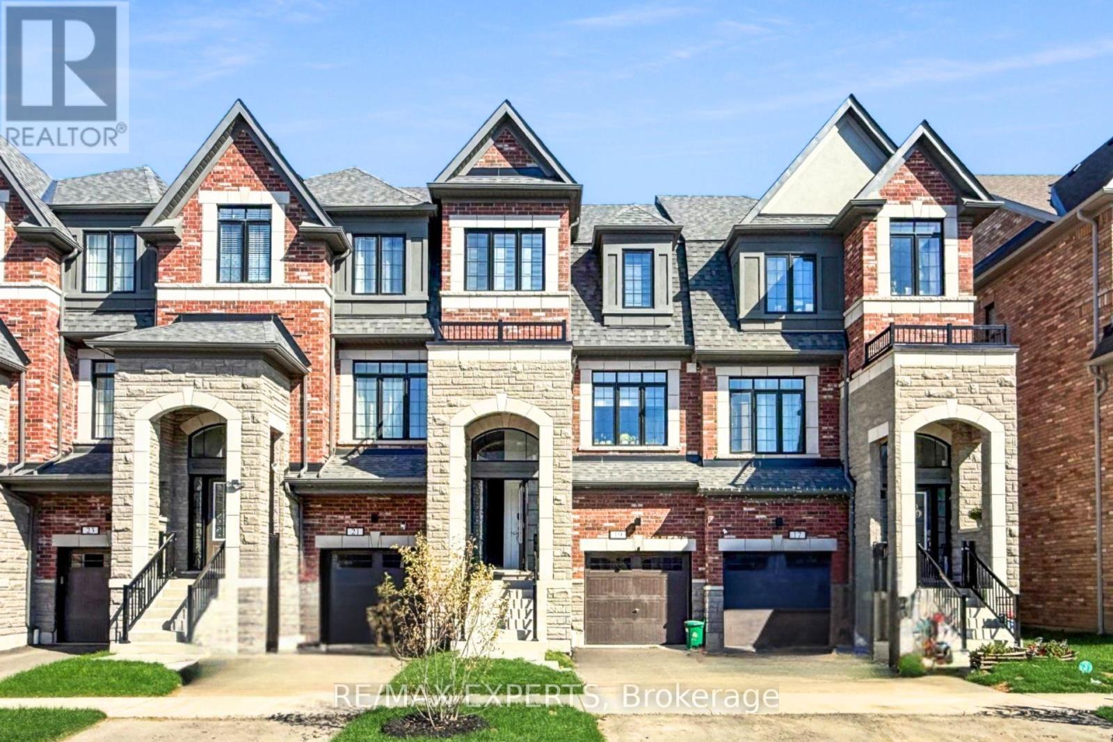 19 FRANK LLOYD WRIGHT STREET, Whitby, Ontario