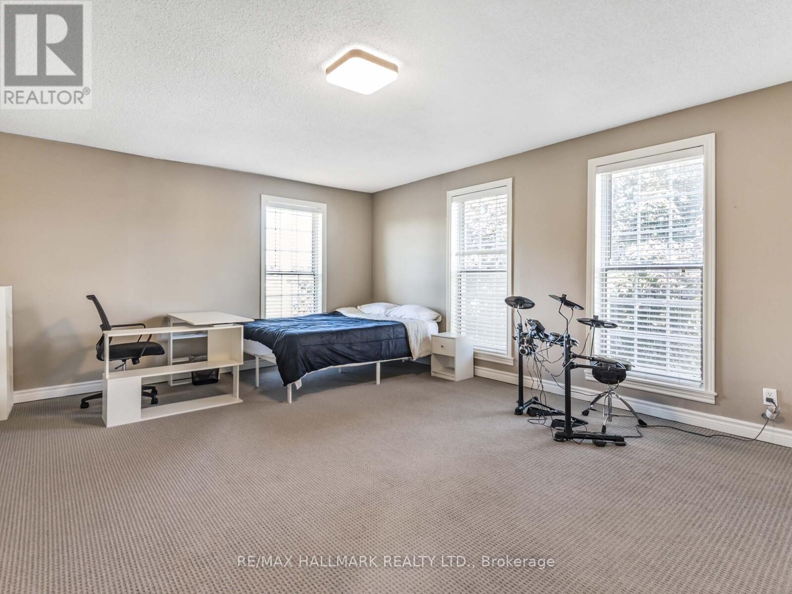 90 Leroy Avenue, Toronto, Ontario  M4J 4G8 - Photo 10 - E12446903