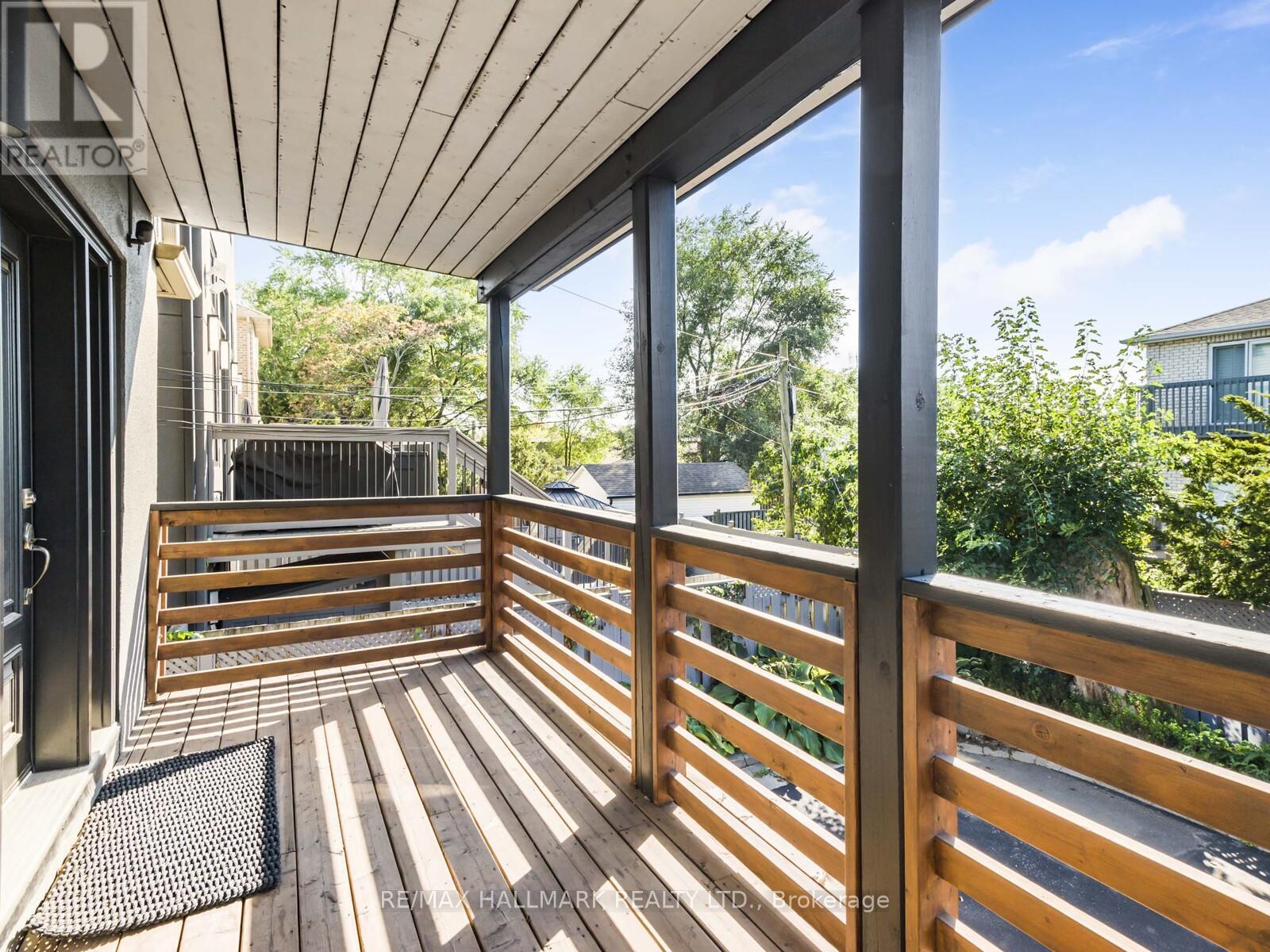 90 Leroy Avenue, Toronto, Ontario  M4J 4G8 - Photo 2 - E12446903