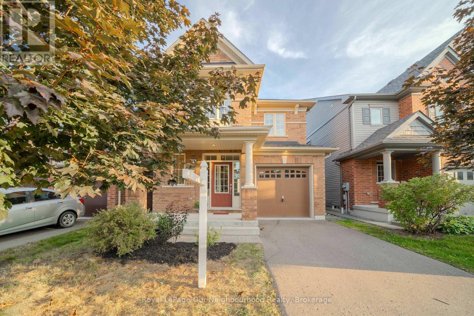 151 Prisidial Avenue, Oshawa, Ontario  L1L 0H1 - Photo 2 - E12446950