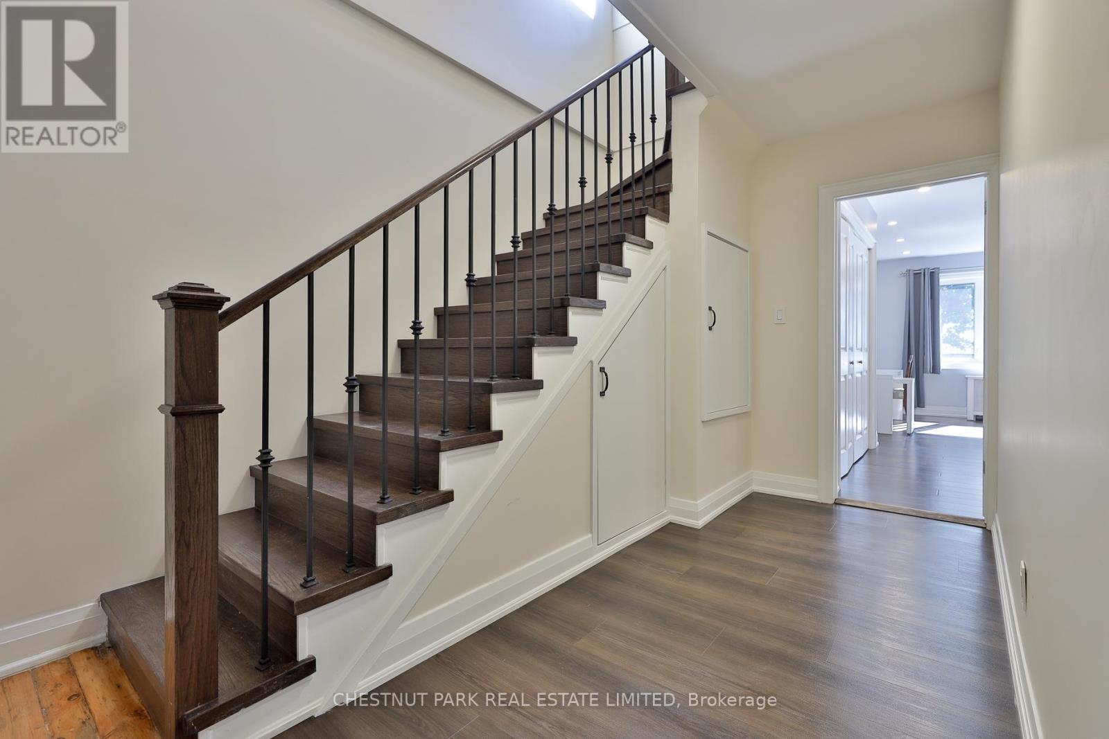 5 Minto Street, Toronto, Ontario  M4L 1B5 - Photo 17 - E12446959