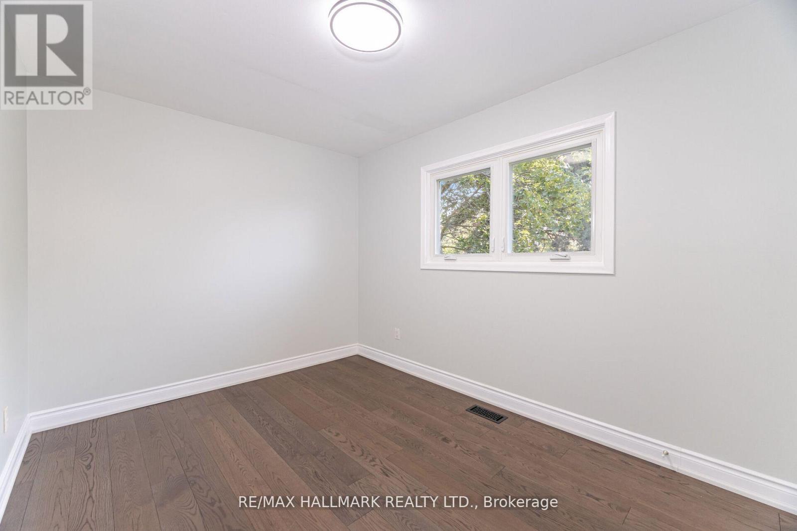 47 Marthclare Avenue, Toronto, Ontario  M3A 1E1 - Photo 30 - C12446749
