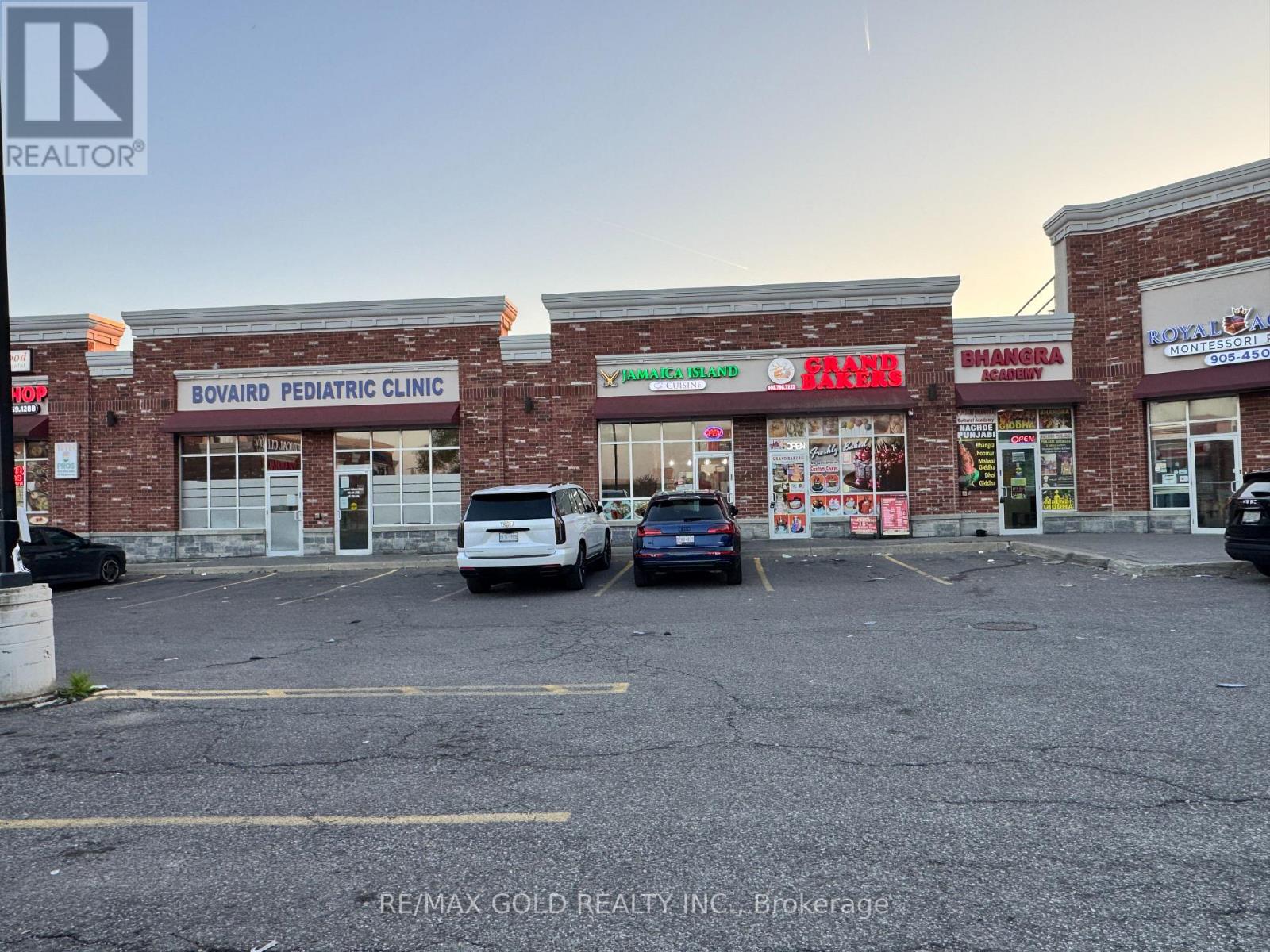 10 - 965 Bovaird Drive W, Brampton, Ontario  L7A 1R4 - Photo 15 - W12440088