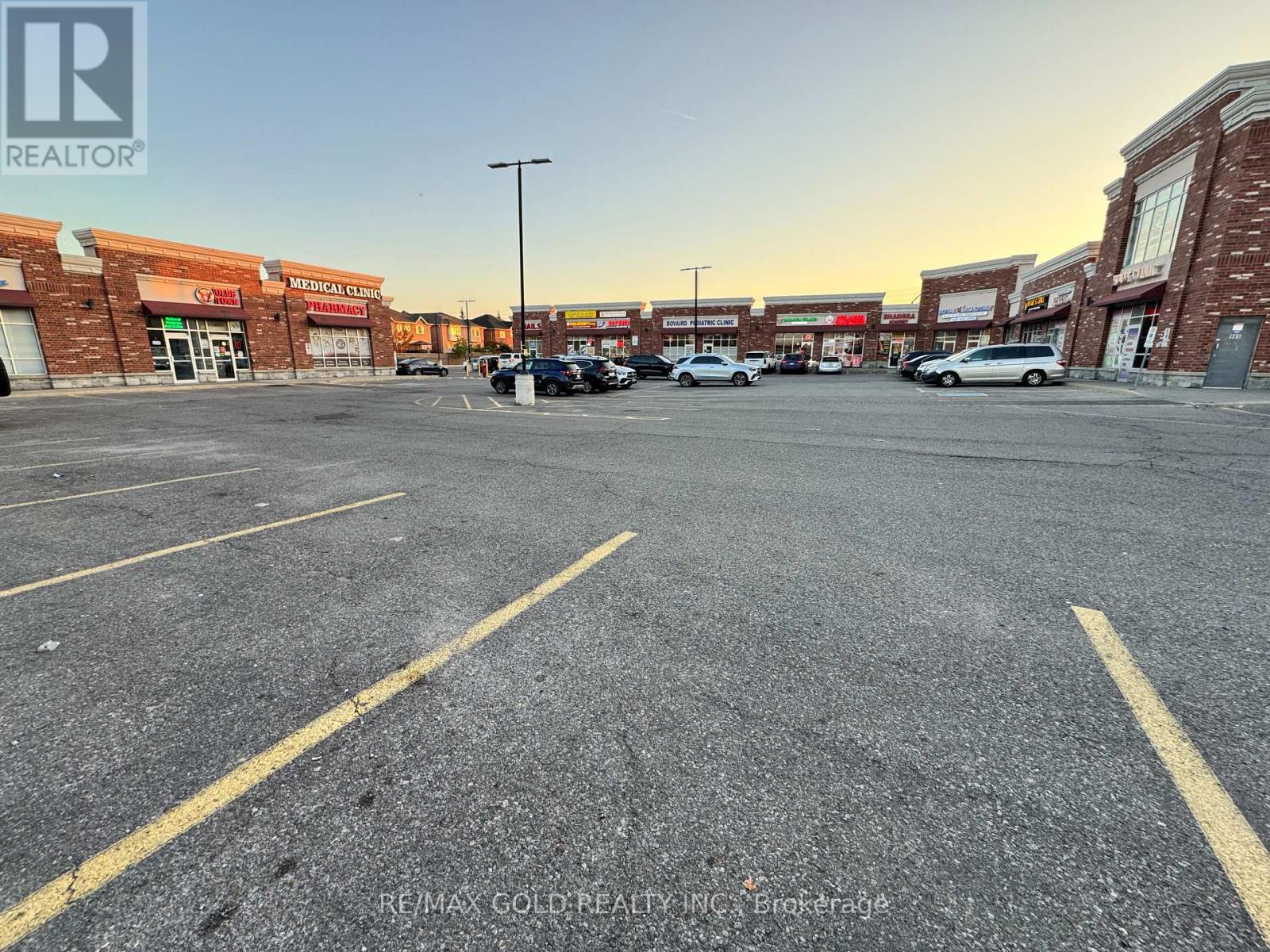10 - 965 BOVAIRD DRIVE W, Brampton, Ontario