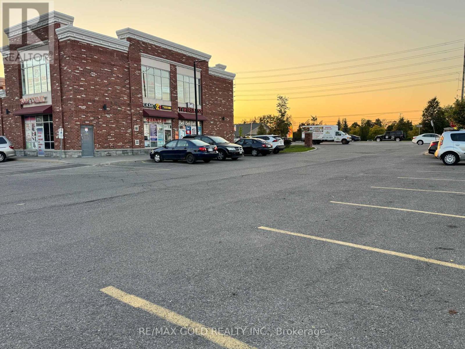 10 - 965 Bovaird Drive W, Brampton, Ontario  L7A 1R4 - Photo 8 - W12440088