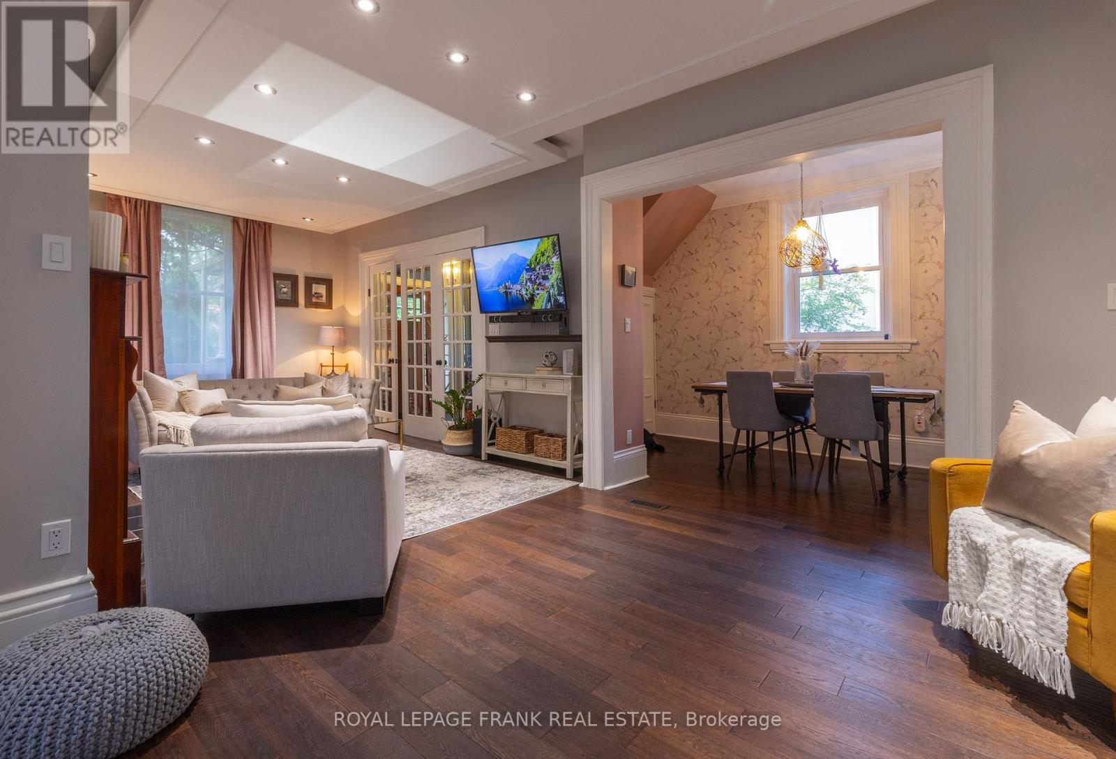 454 Weller Street, Peterborough Central, Ontario  K9H 2N6 - Photo 12 - X12337739