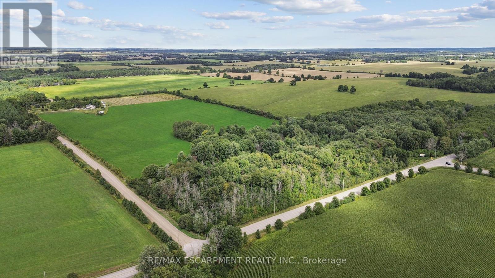 8033 Sideroad 10, Guelph/eramosa, Ontario  N1H 6J1 - Photo 9 - X12446716