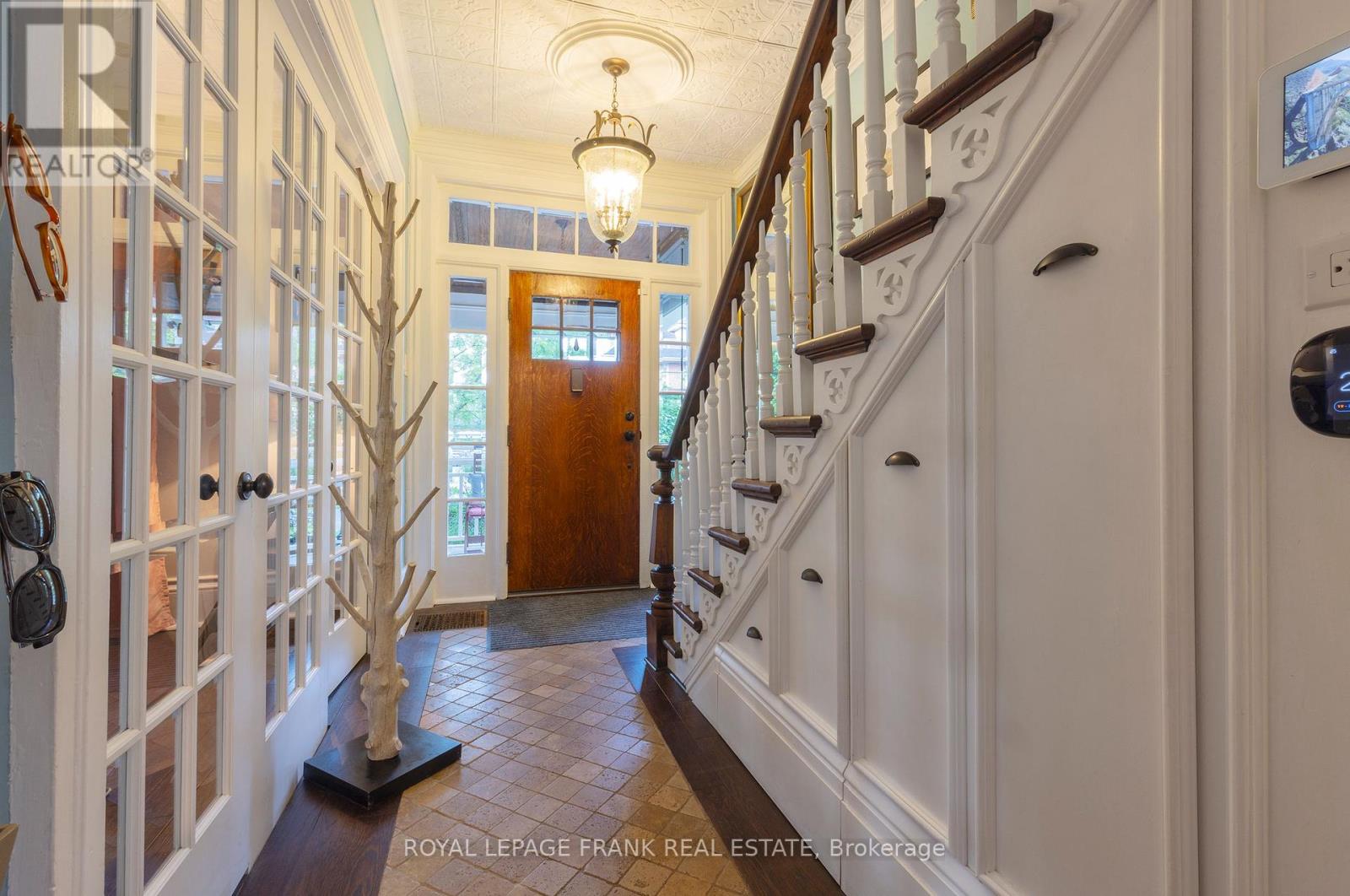 454 Weller Street, Peterborough Central, Ontario  K9H 2N6 - Photo 7 - X12337739