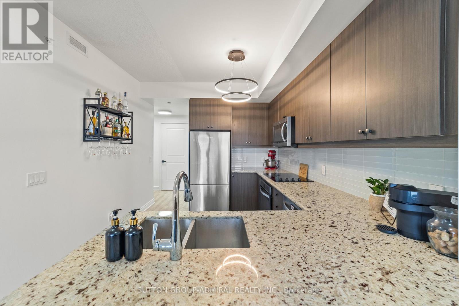 916 - 9618 Yonge Street, Richmond Hill, Ontario  L4C 0X5 - Photo 21 - N12446814