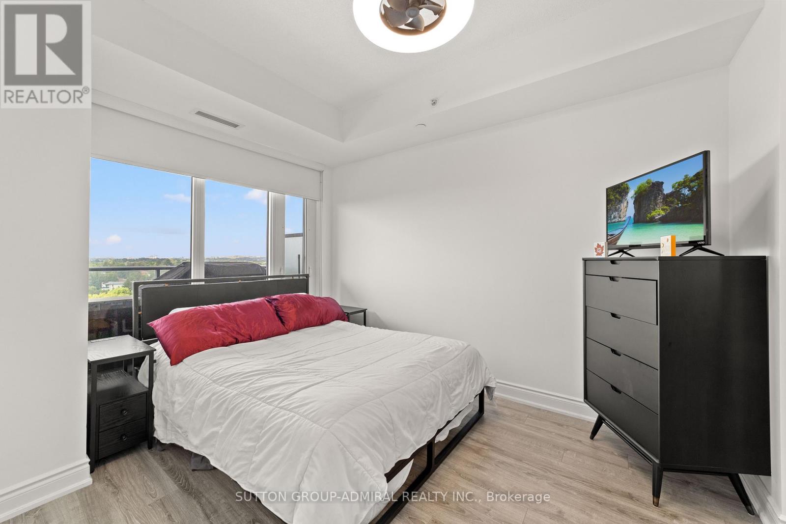 916 - 9618 Yonge Street, Richmond Hill, Ontario  L4C 0X5 - Photo 34 - N12446814