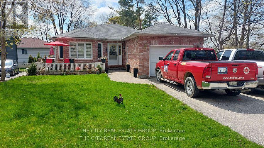 MAIN FLOOR - 22 PINEWAY AVENUE, Georgina, Ontario