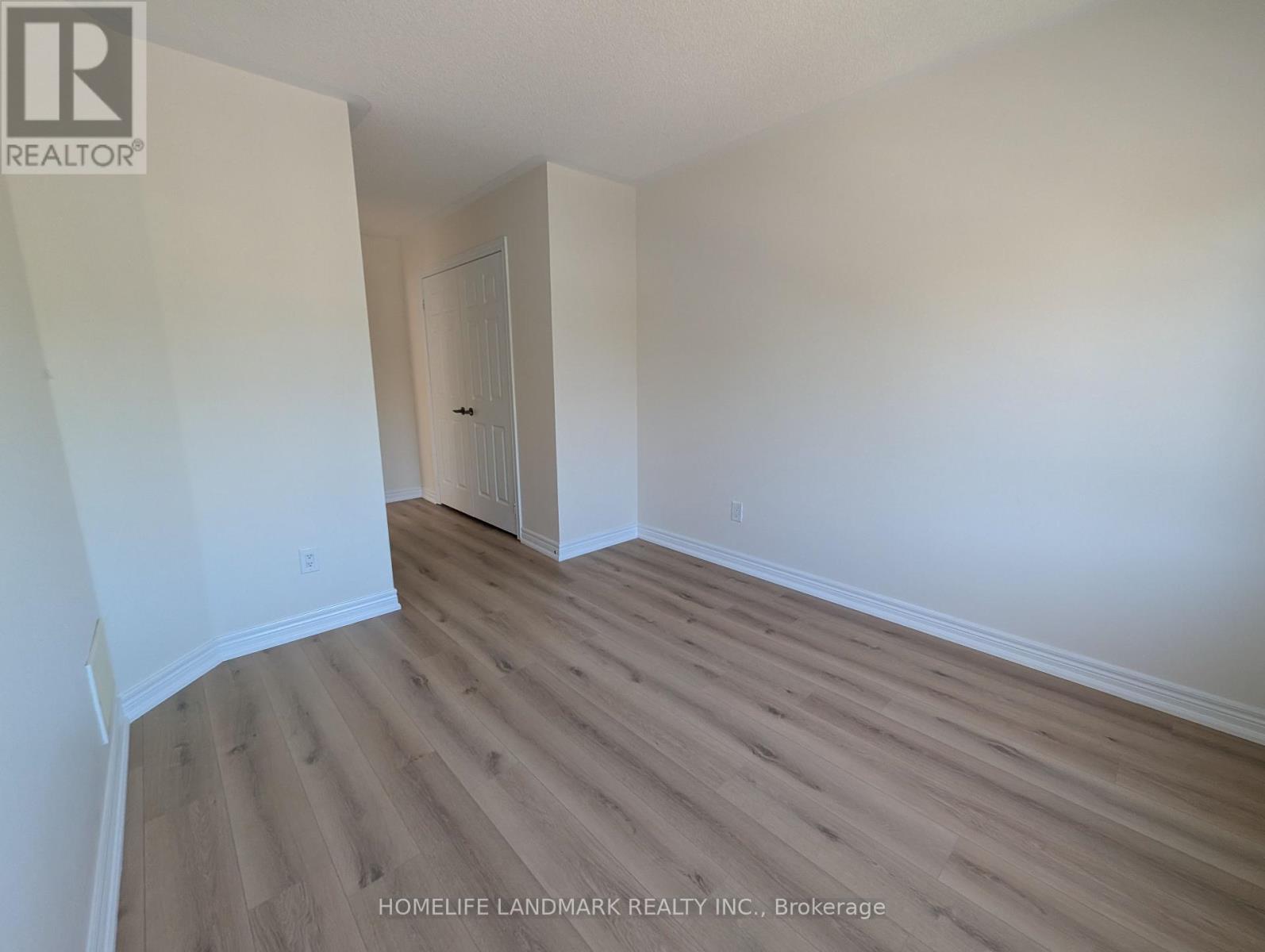 10 Blue Grouse Road, Vaughan, Ontario  L6A 4B9 - Photo 13 - N12446884