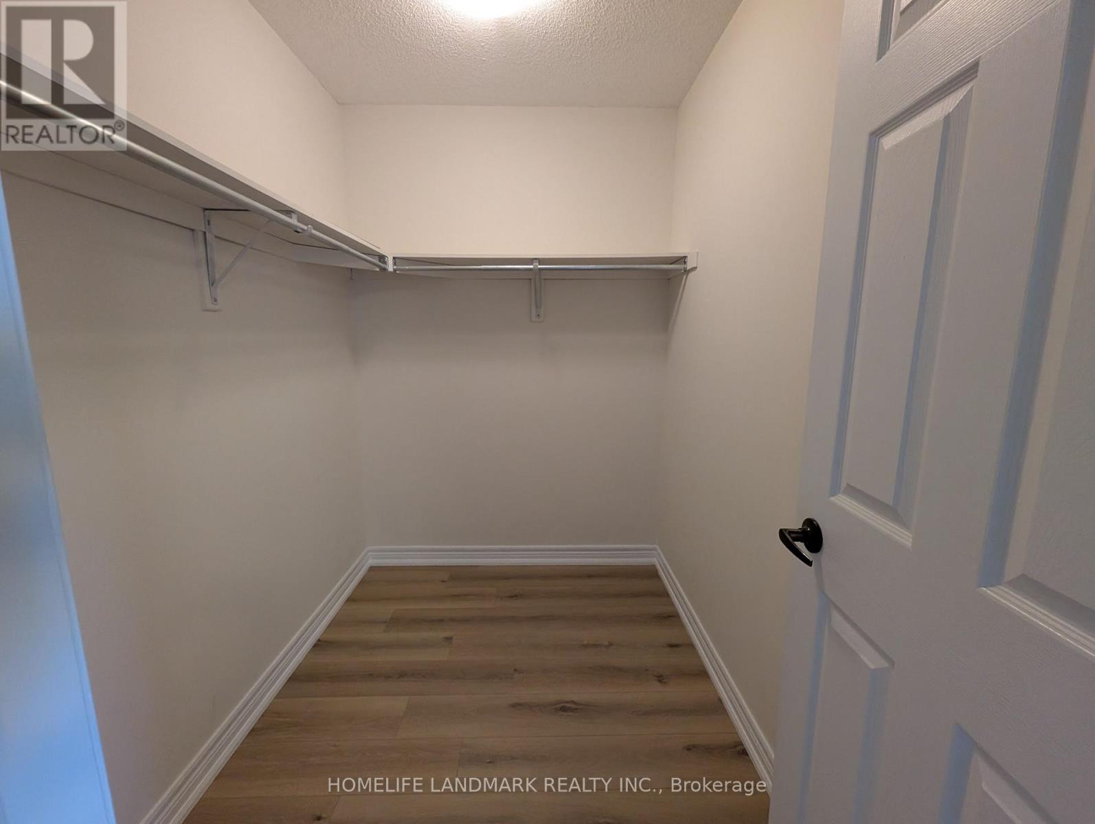 10 Blue Grouse Road, Vaughan, Ontario  L6A 4B9 - Photo 9 - N12446884