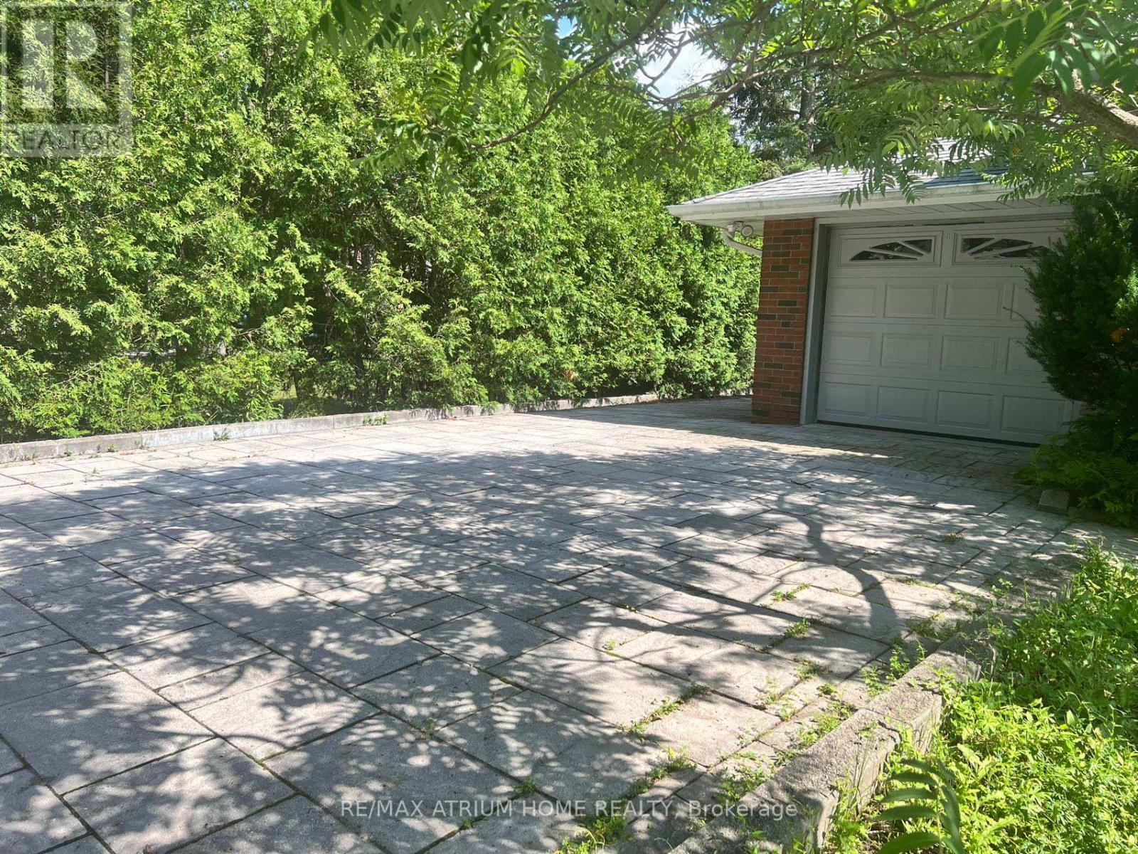 23 River Bend Road, Markham, Ontario  L3R 1K4 - Photo 4 - N12446912