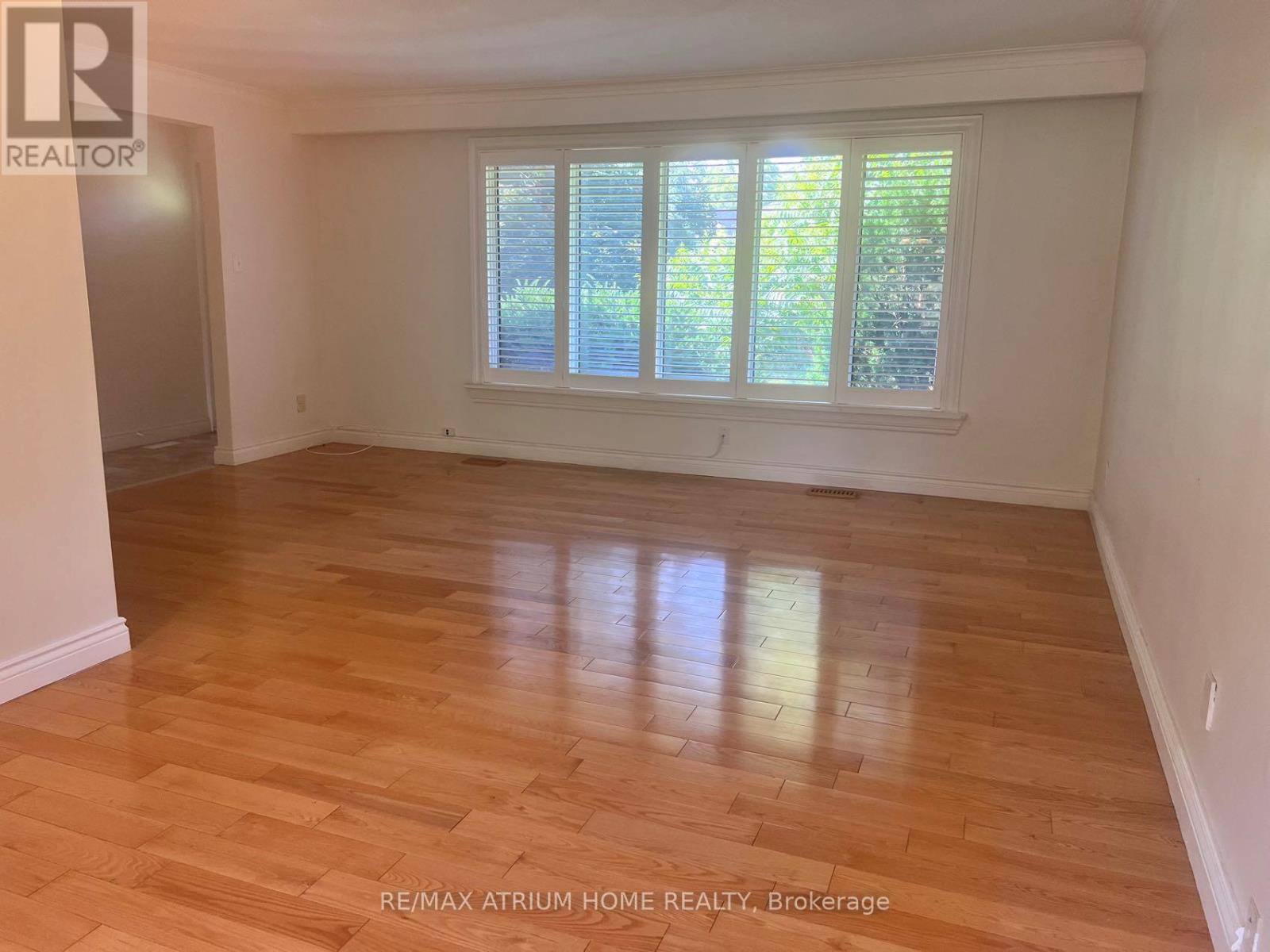 23 River Bend Road, Markham, Ontario  L3R 1K4 - Photo 6 - N12446912