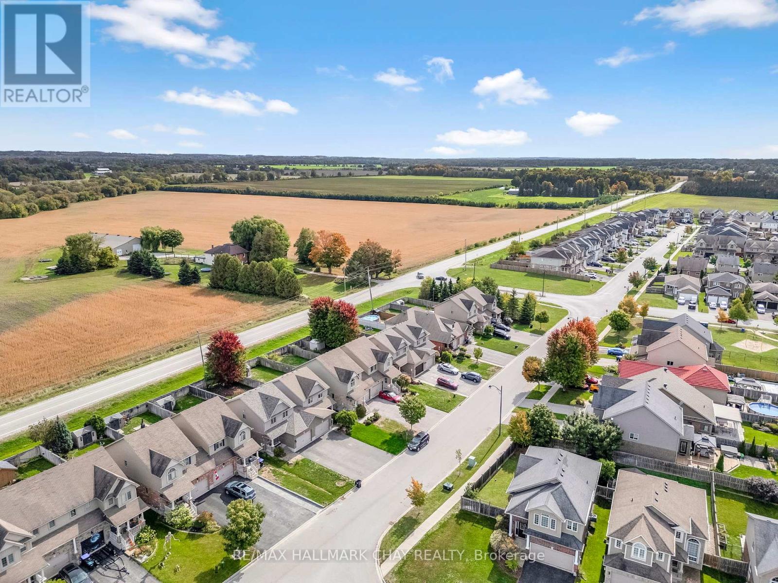 35 Banting Crescent, Essa, Ontario  L3W 0P7 - Photo 40 - N12446928