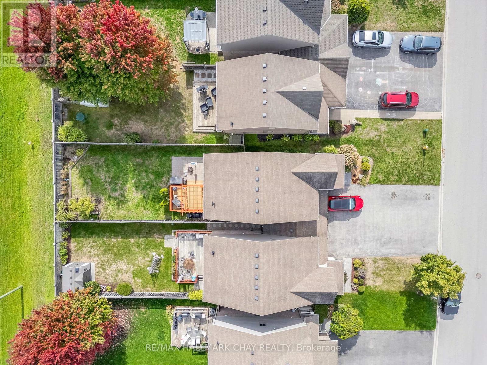 35 Banting Crescent, Essa, Ontario  L3W 0P7 - Photo 46 - N12446928