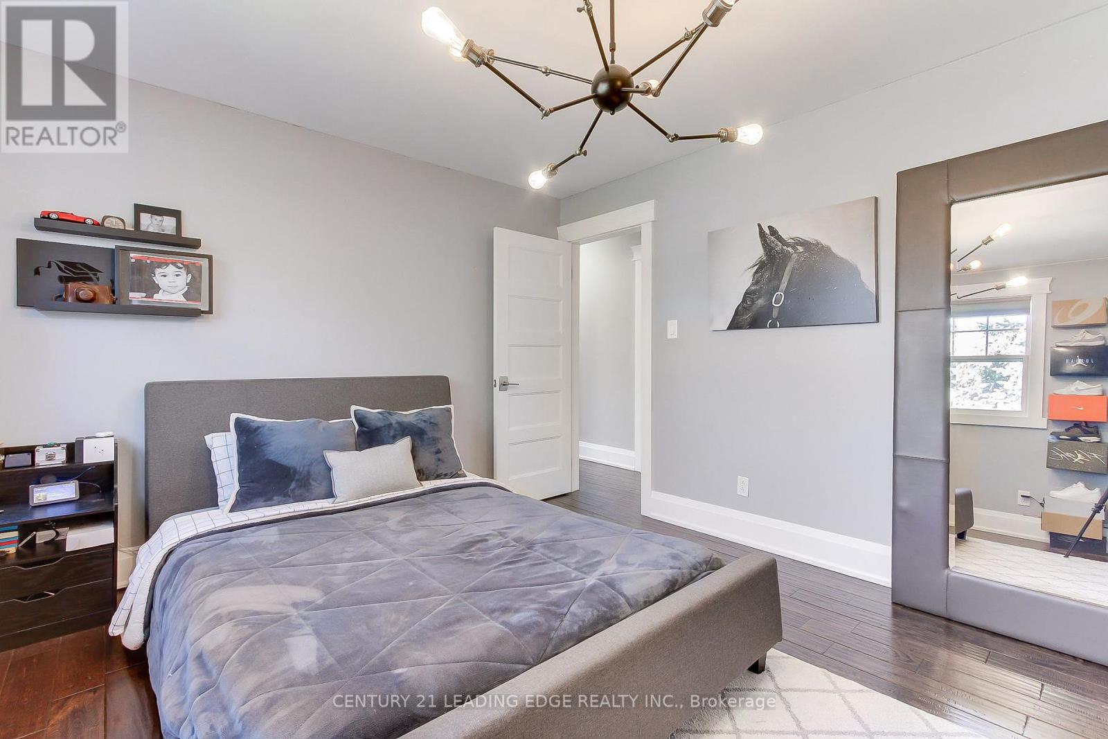 592 Rupert Avenue, Whitchurch-Stouffville, Ontario  L4A 1W2 - Photo 24 - N12446944