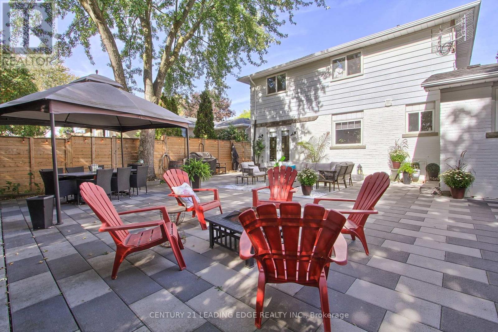 592 Rupert Avenue, Whitchurch-Stouffville, Ontario  L4A 1W2 - Photo 34 - N12446944