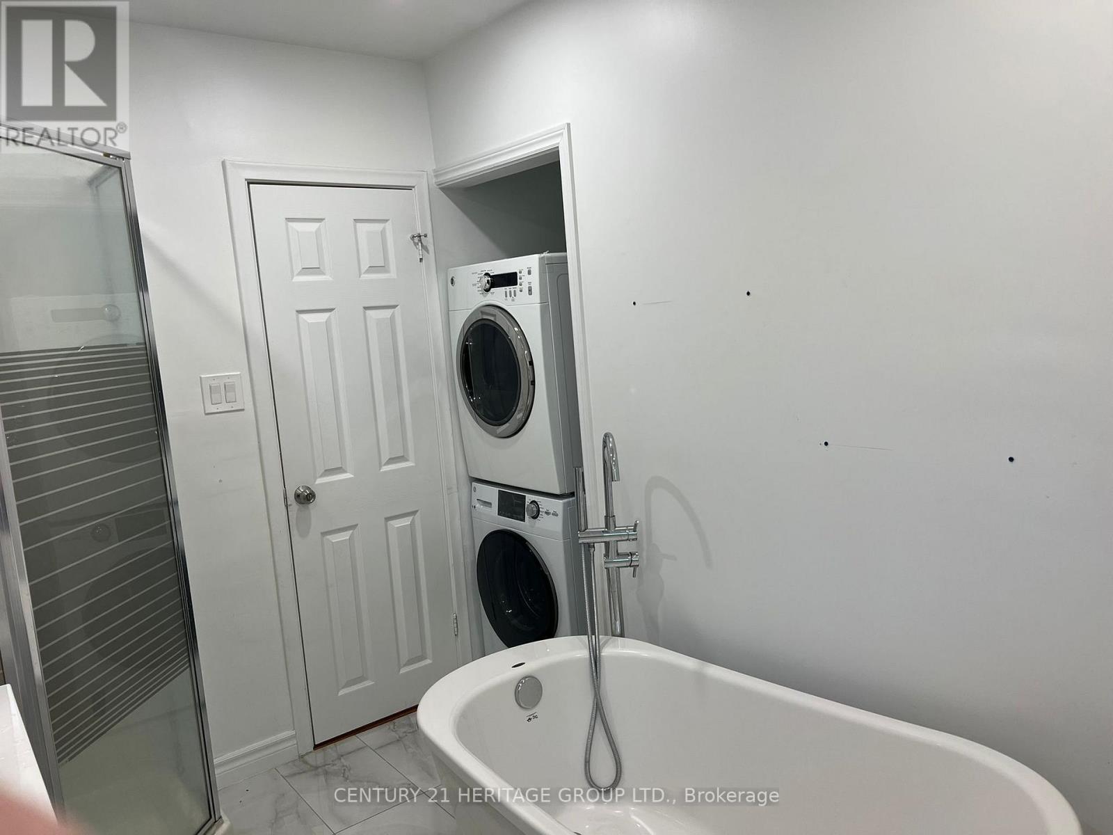 51 Steel Street S, Barrie, Ontario  L4M 2E8 - Photo 9 - S12446806