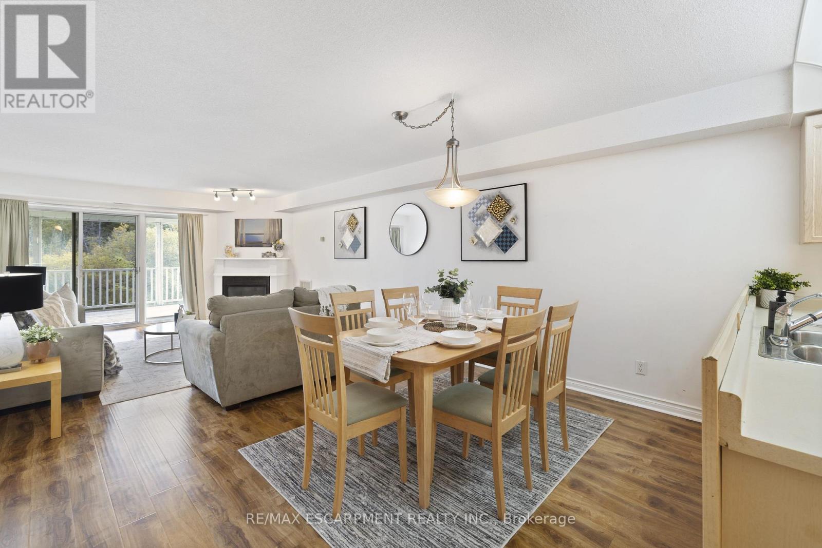 8 - 20 Mulligan Lane, Wasaga Beach, Ontario  L9Z 1C4 - Photo 11 - S12446819