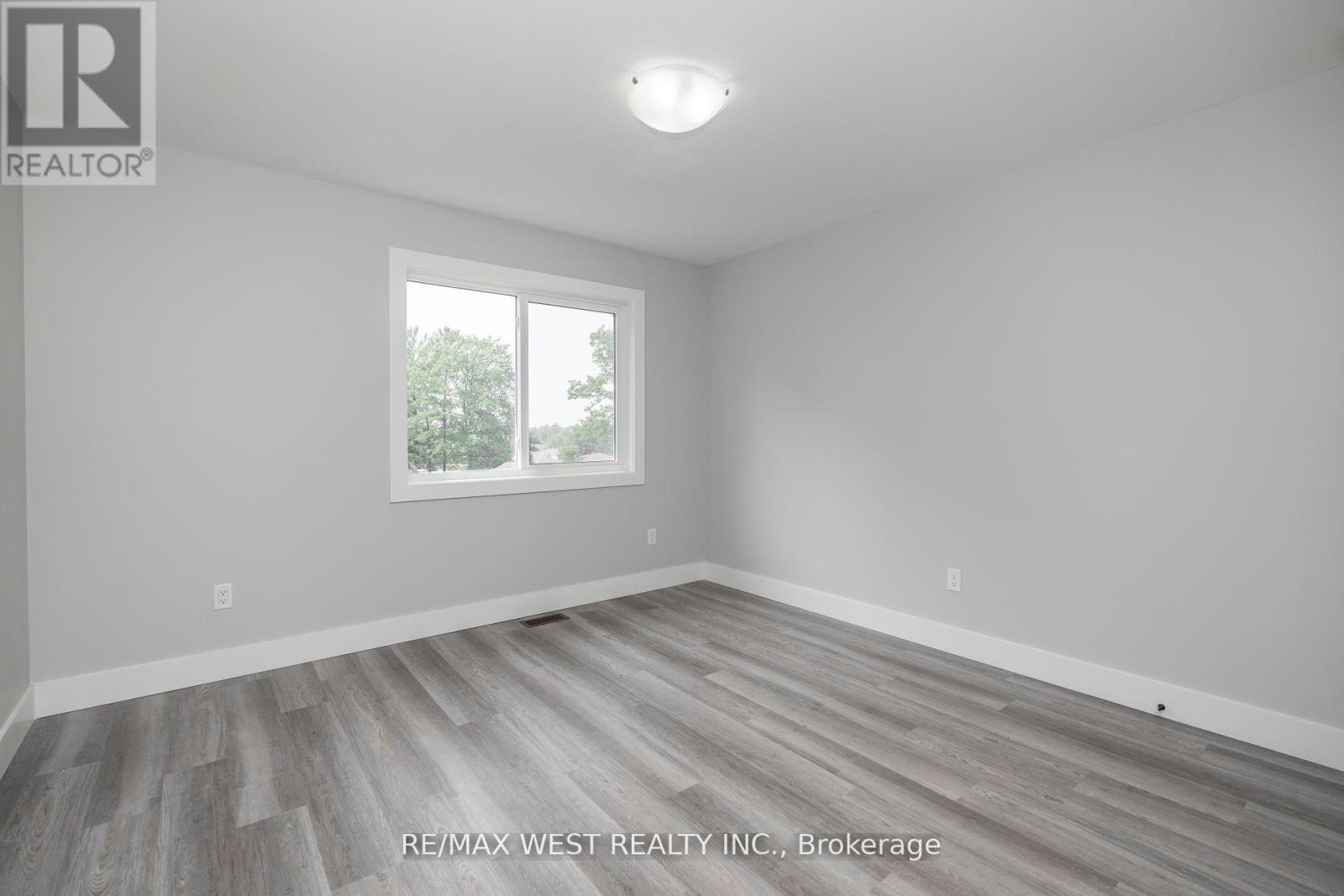 1 - 172 Cundles Road W, Barrie, Ontario  L4N 5N1 - Photo 25 - S12446874