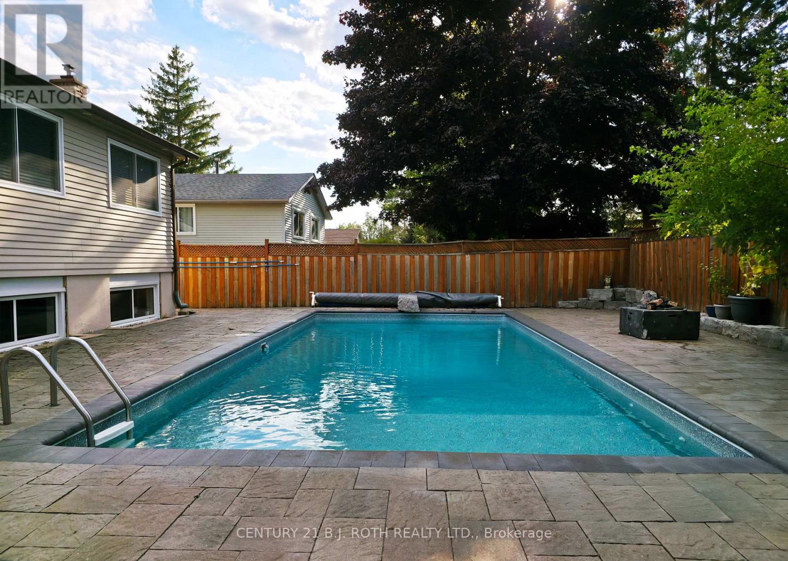 16 Gloria Street, Barrie, Ontario  L4N 4L9 - Photo 30 - S12446943