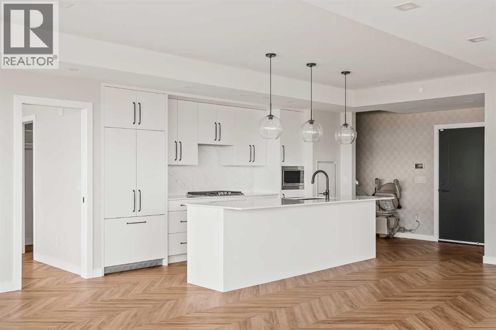 717, 8505 Broadcast Avenue Sw, Calgary, Alberta  T3H 6B5 - Photo 2 - A2188348