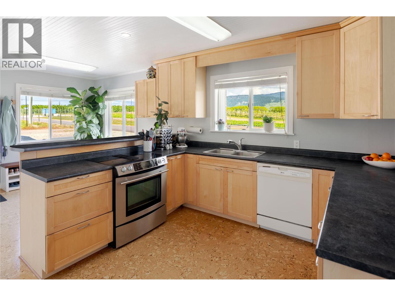 10484 Seaton Road Lake Country Photo 5