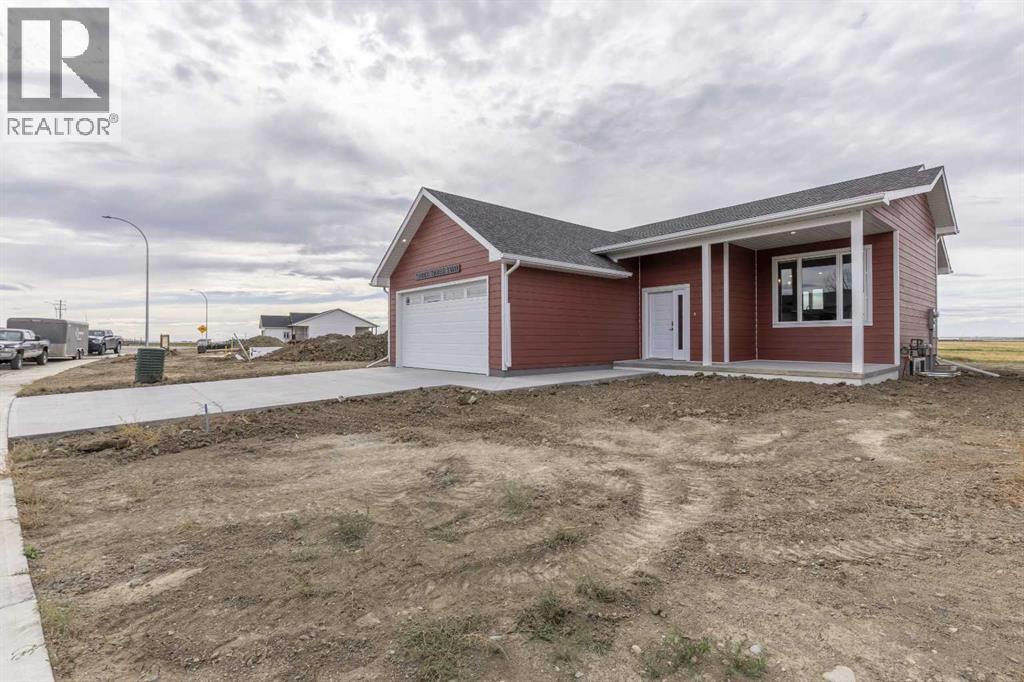 332 9 Street, Picture Butte, Alberta  T0K 1V0 - Photo 2 - A2260303